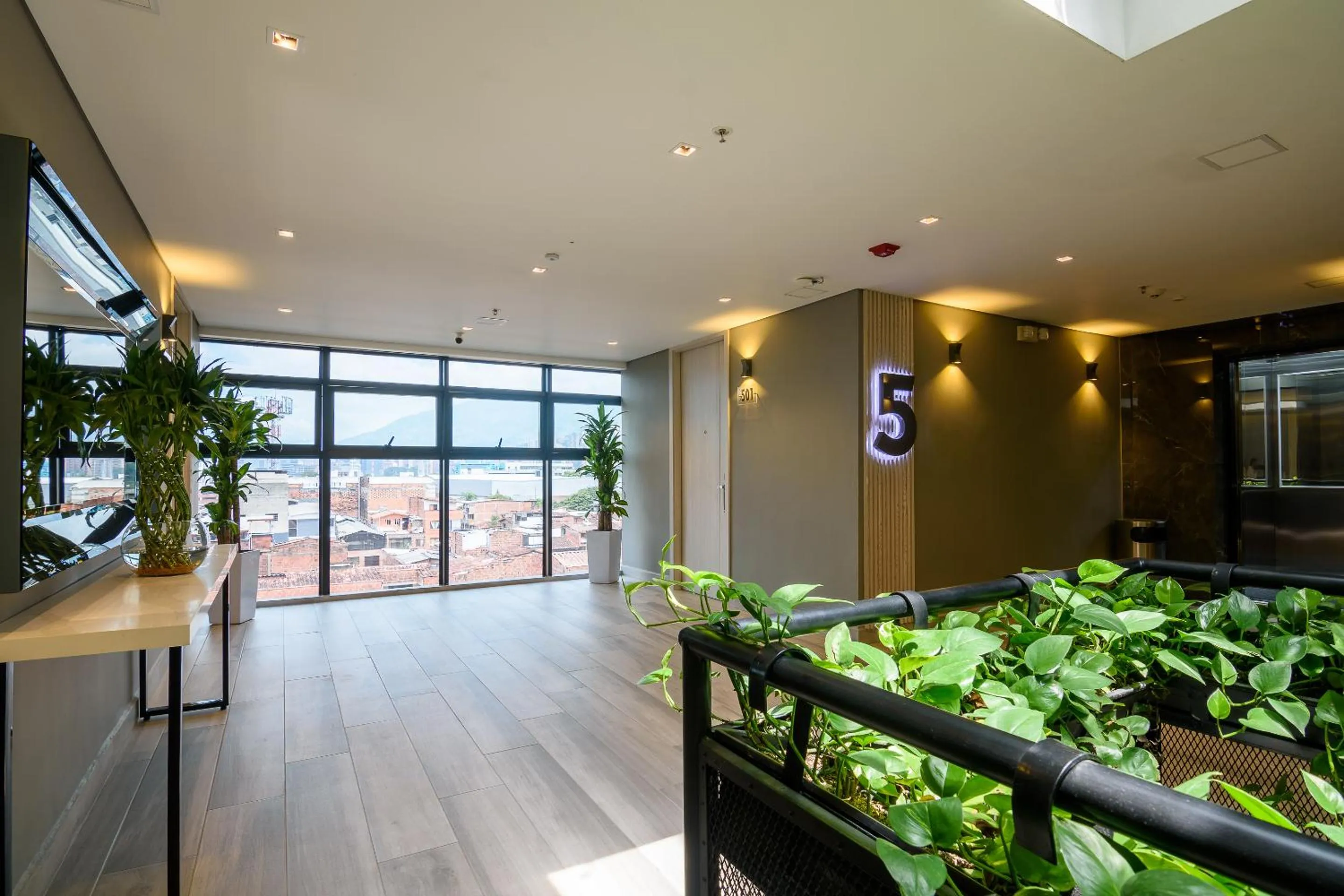 Property building in 4 Sur Hotel