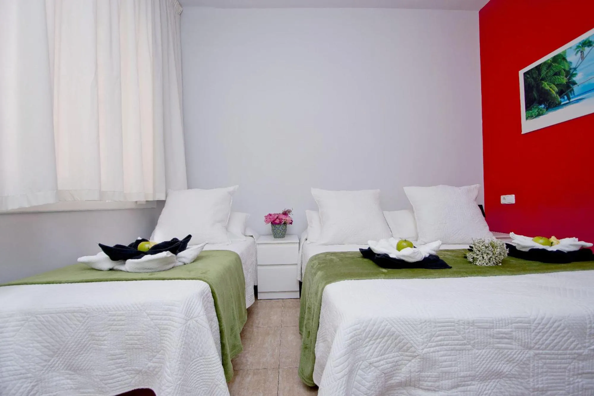 Bed in Barcelona City North Hostal