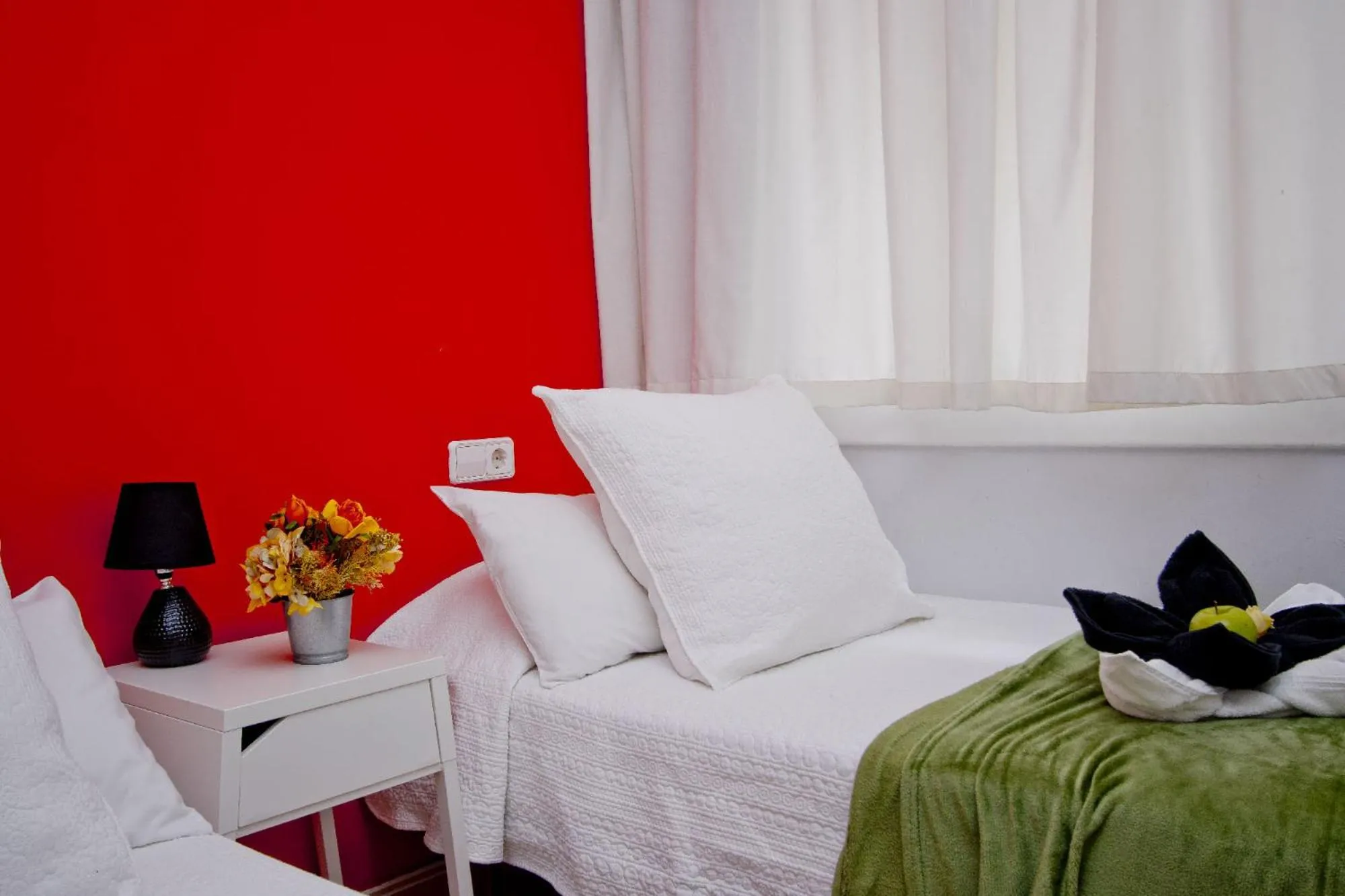 Bed in Barcelona City North Hostal