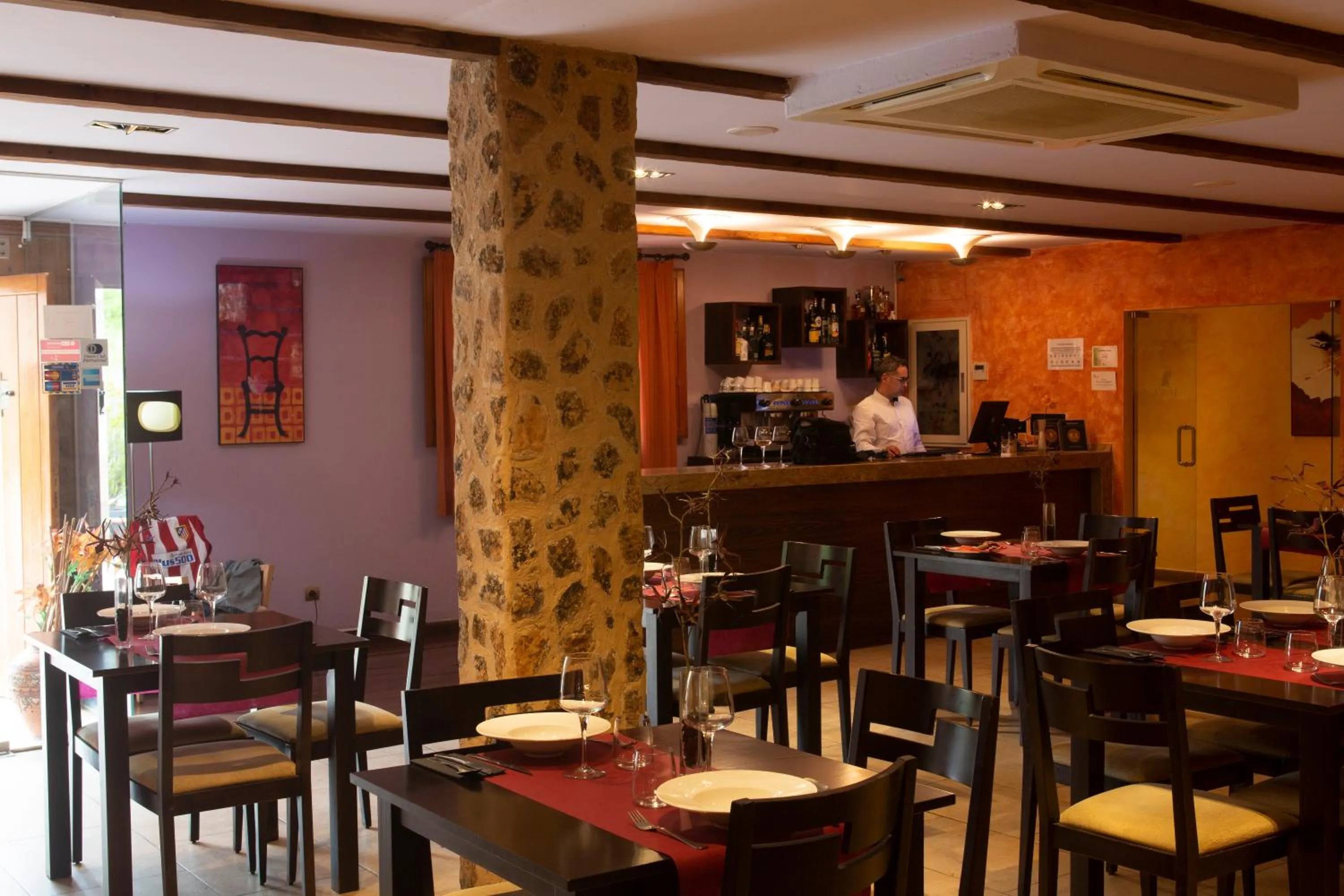 Restaurant/places to eat in Bavieca