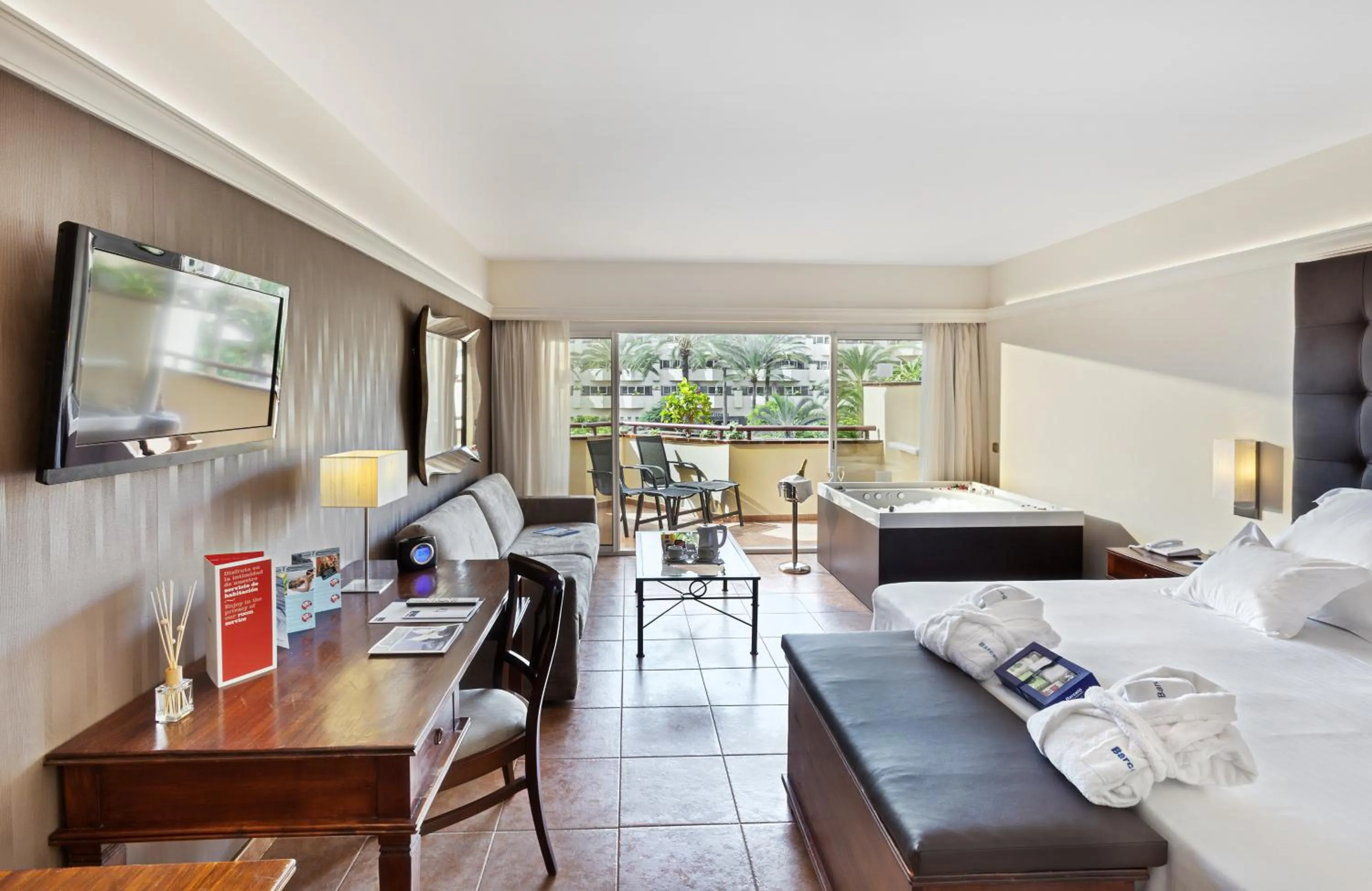 Photo of the whole room, Bed in Barceló Corralejo Bay - Adults Only