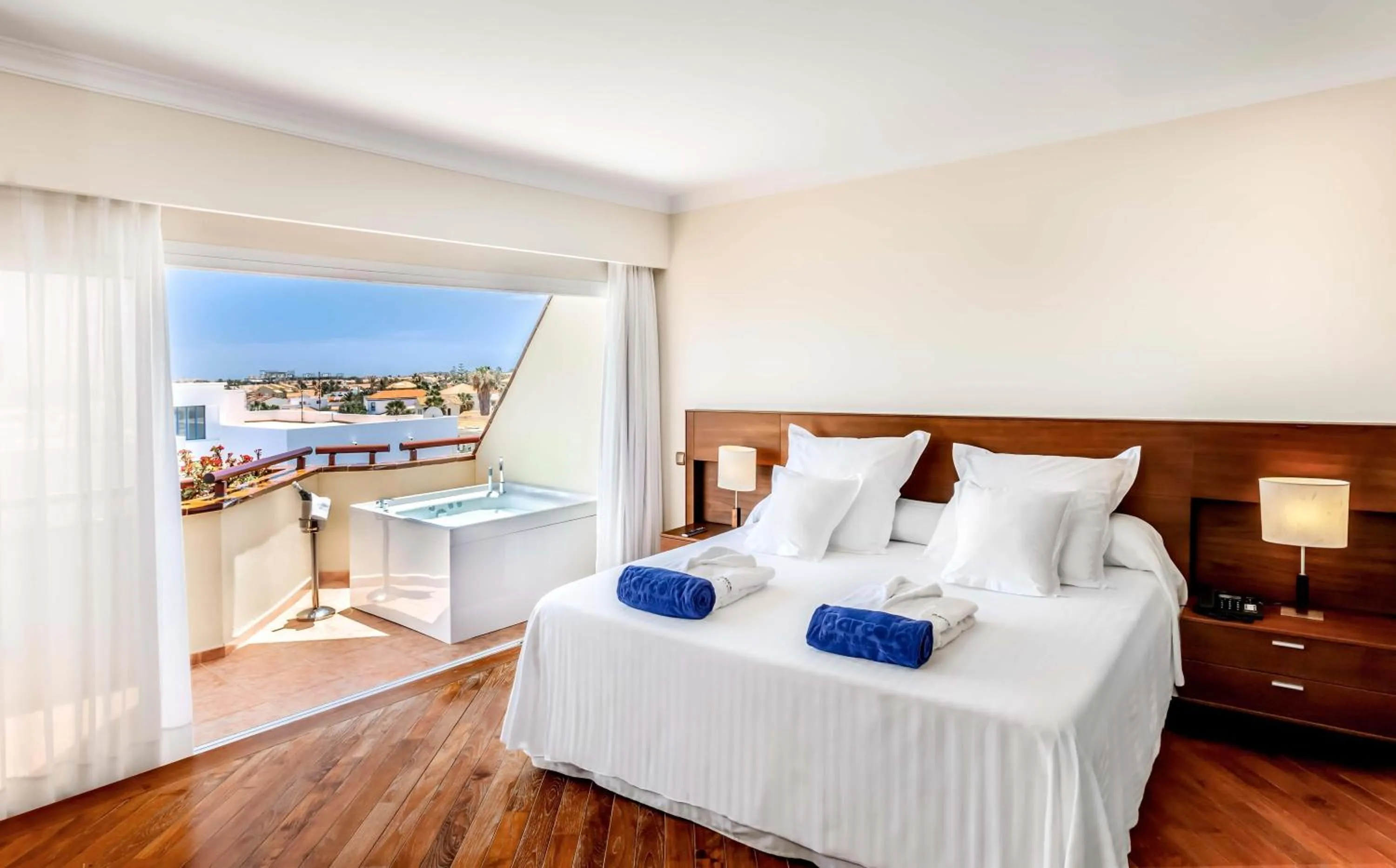Photo of the whole room, Bed in Barceló Corralejo Bay - Adults Only