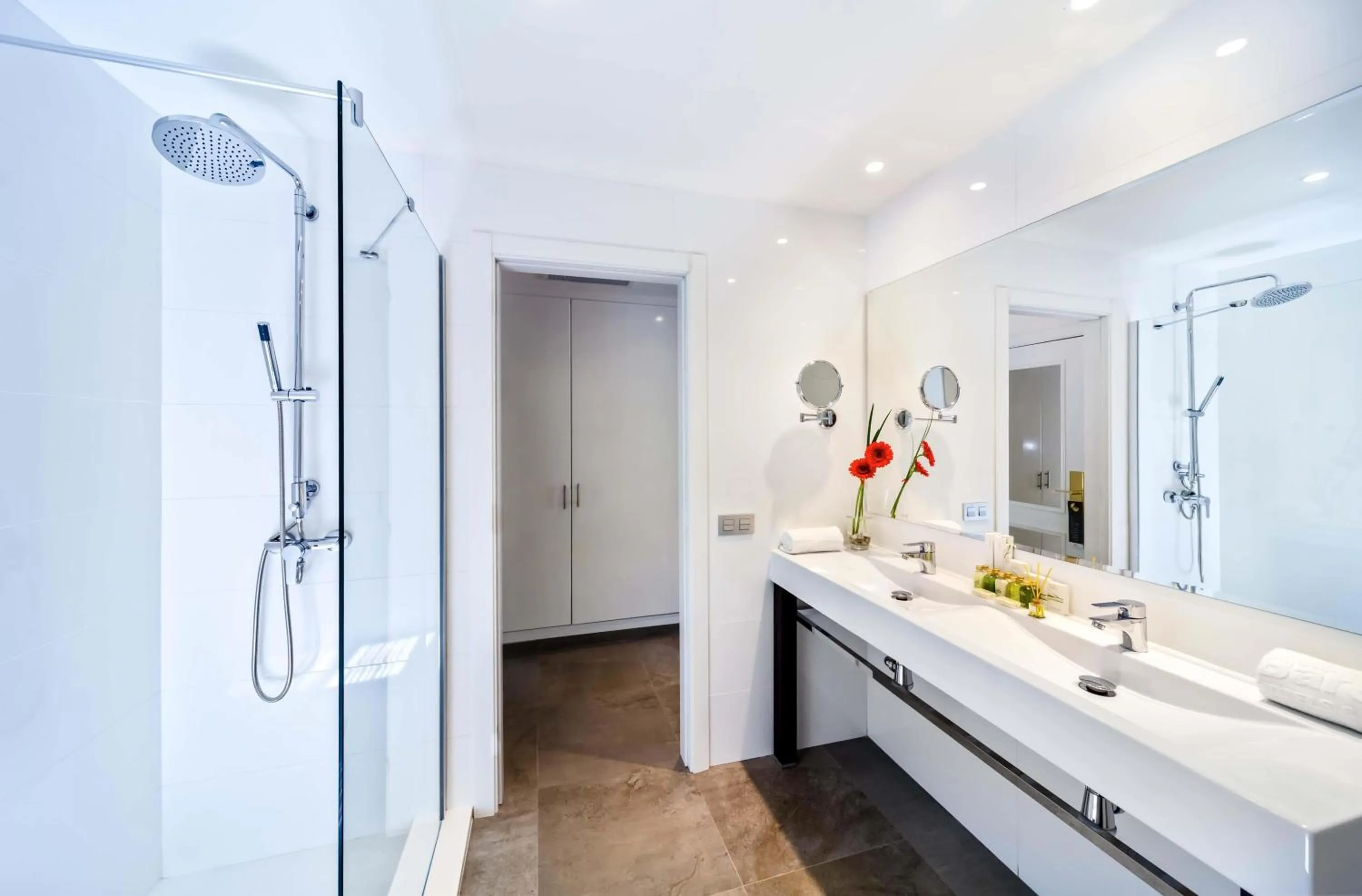 Bathroom in Barceló Corralejo Bay - Adults Only