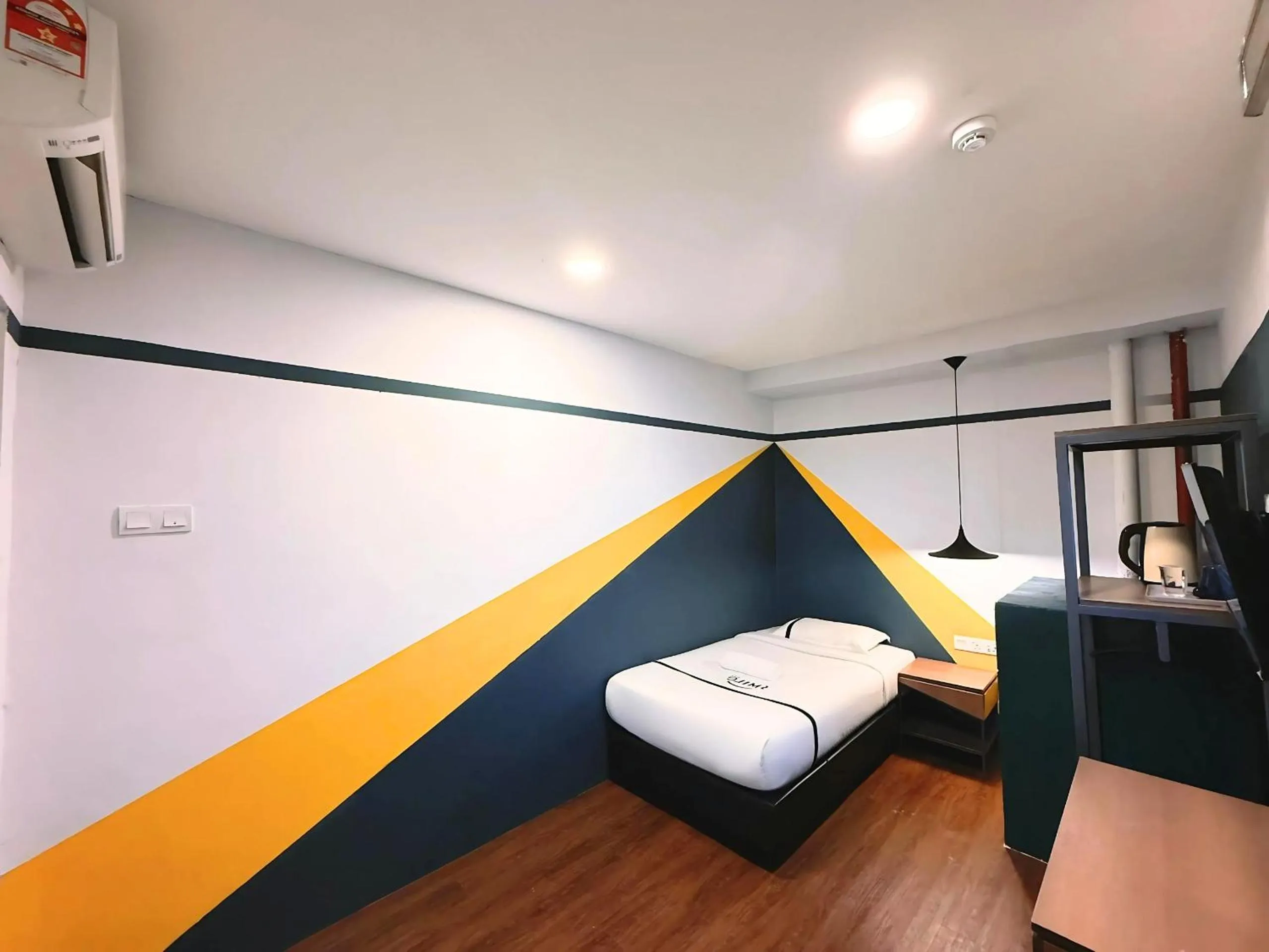 Bed in Smile Hotel Putrajaya