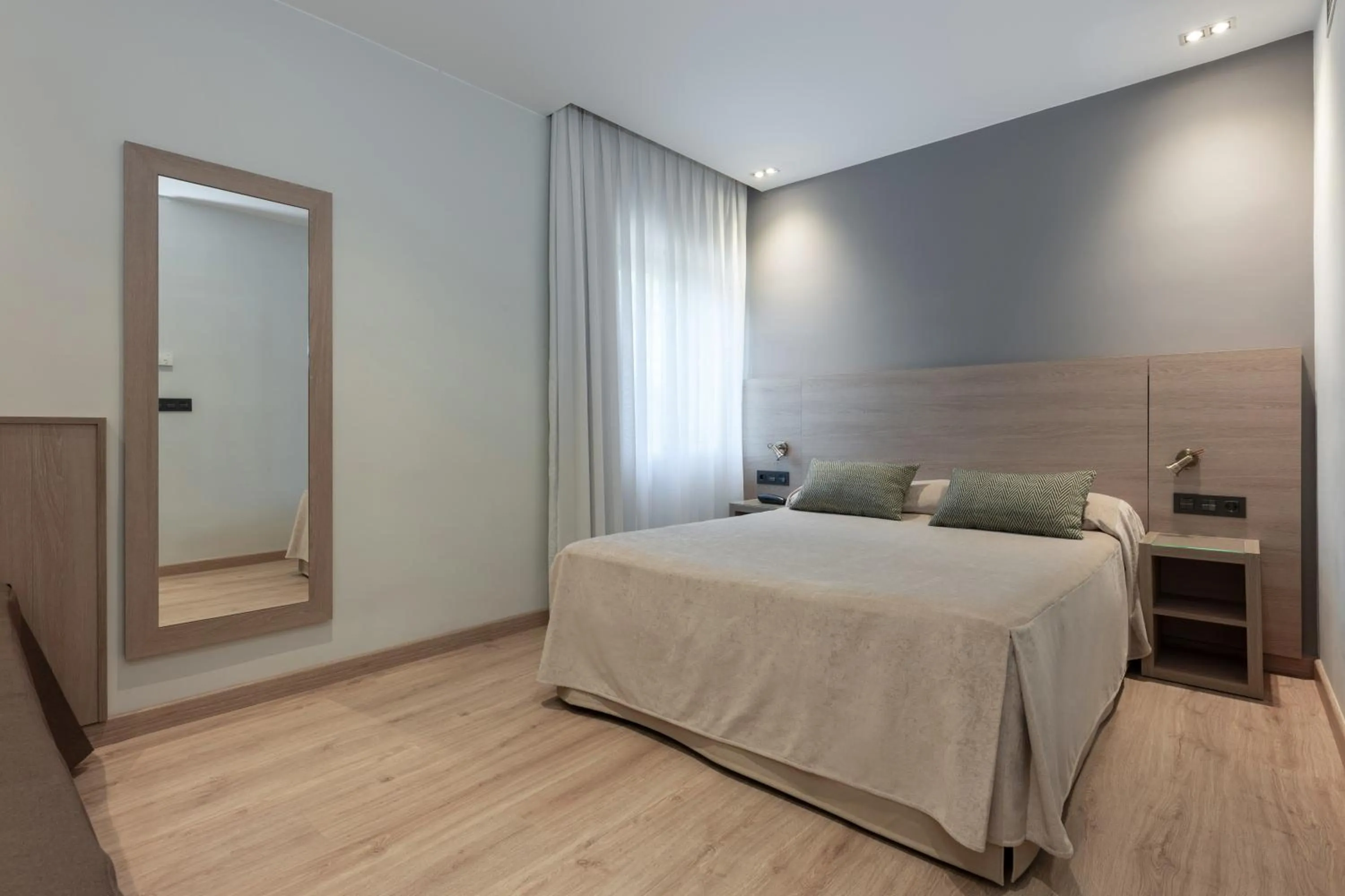 Bedroom, Bed in Hotel Casanova