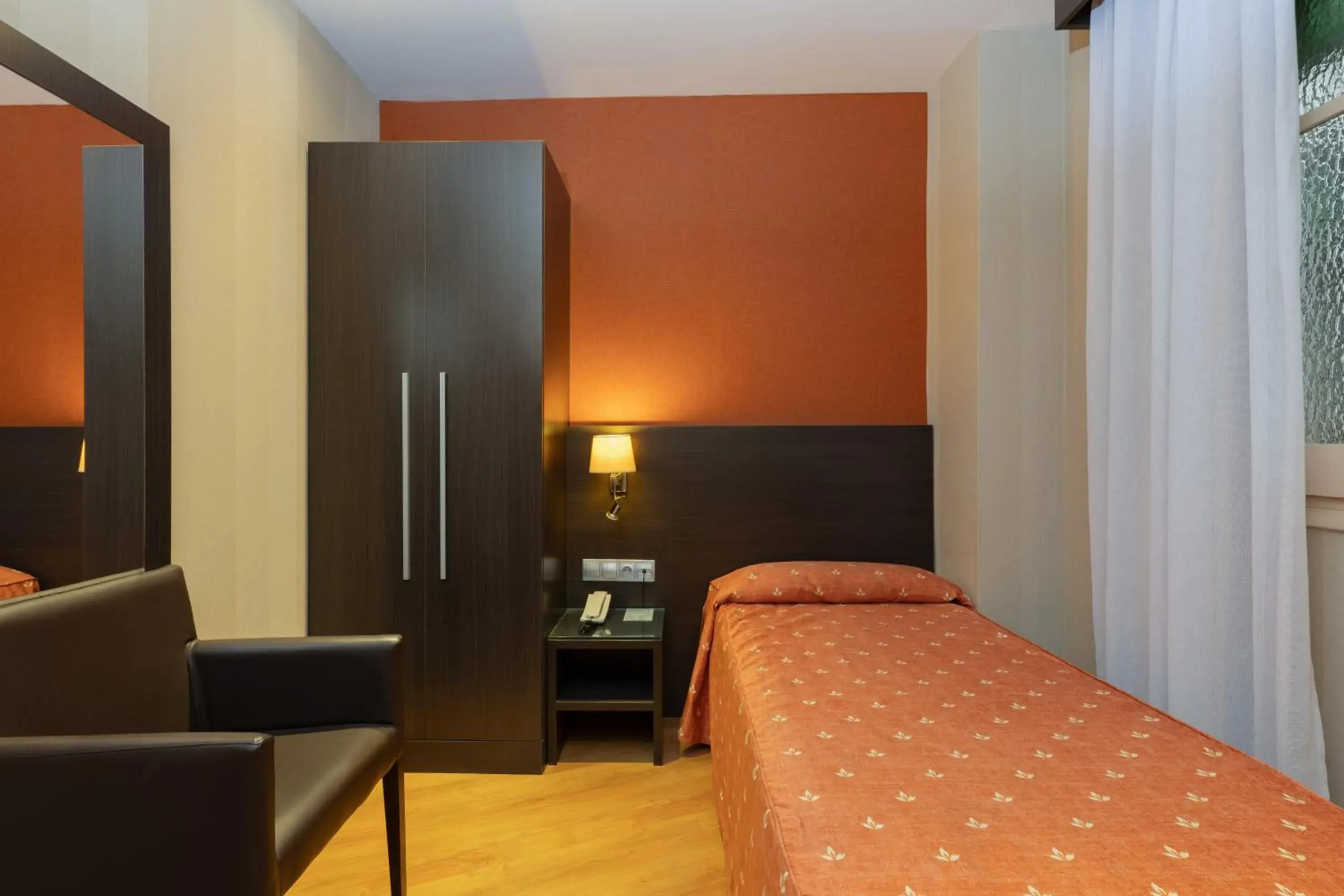 Single Room in Hotel Casanova Single Room in Hotel Casanova