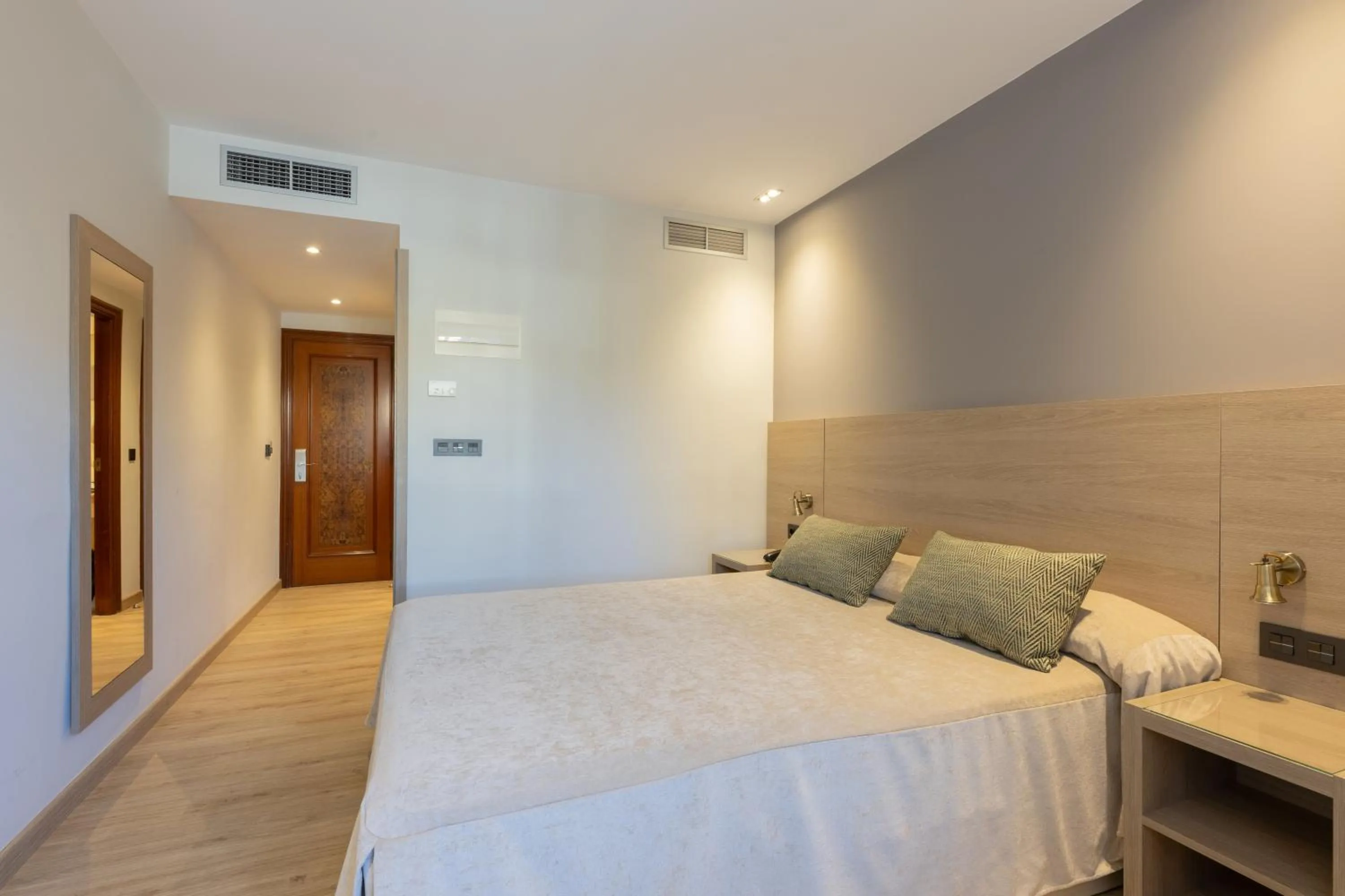 Bedroom, Bed in Hotel Casanova