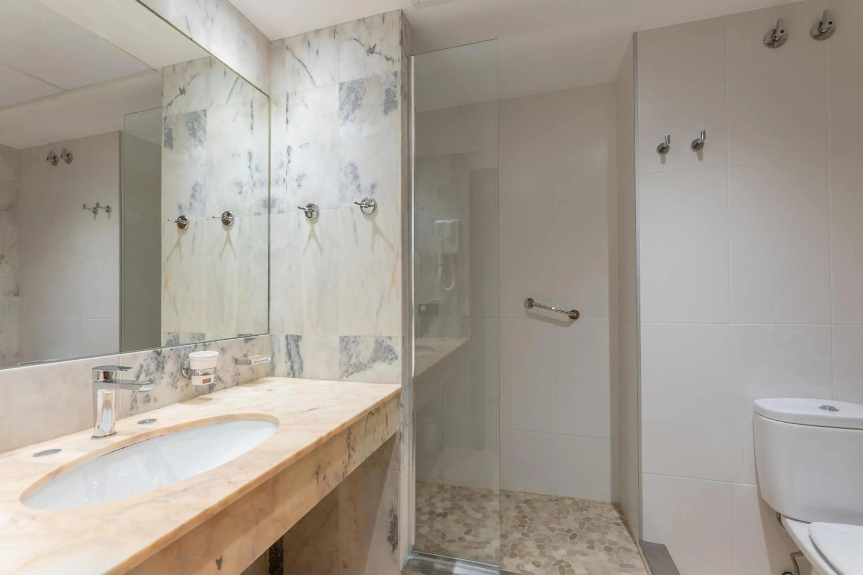 Bathroom in Hotel Casanova