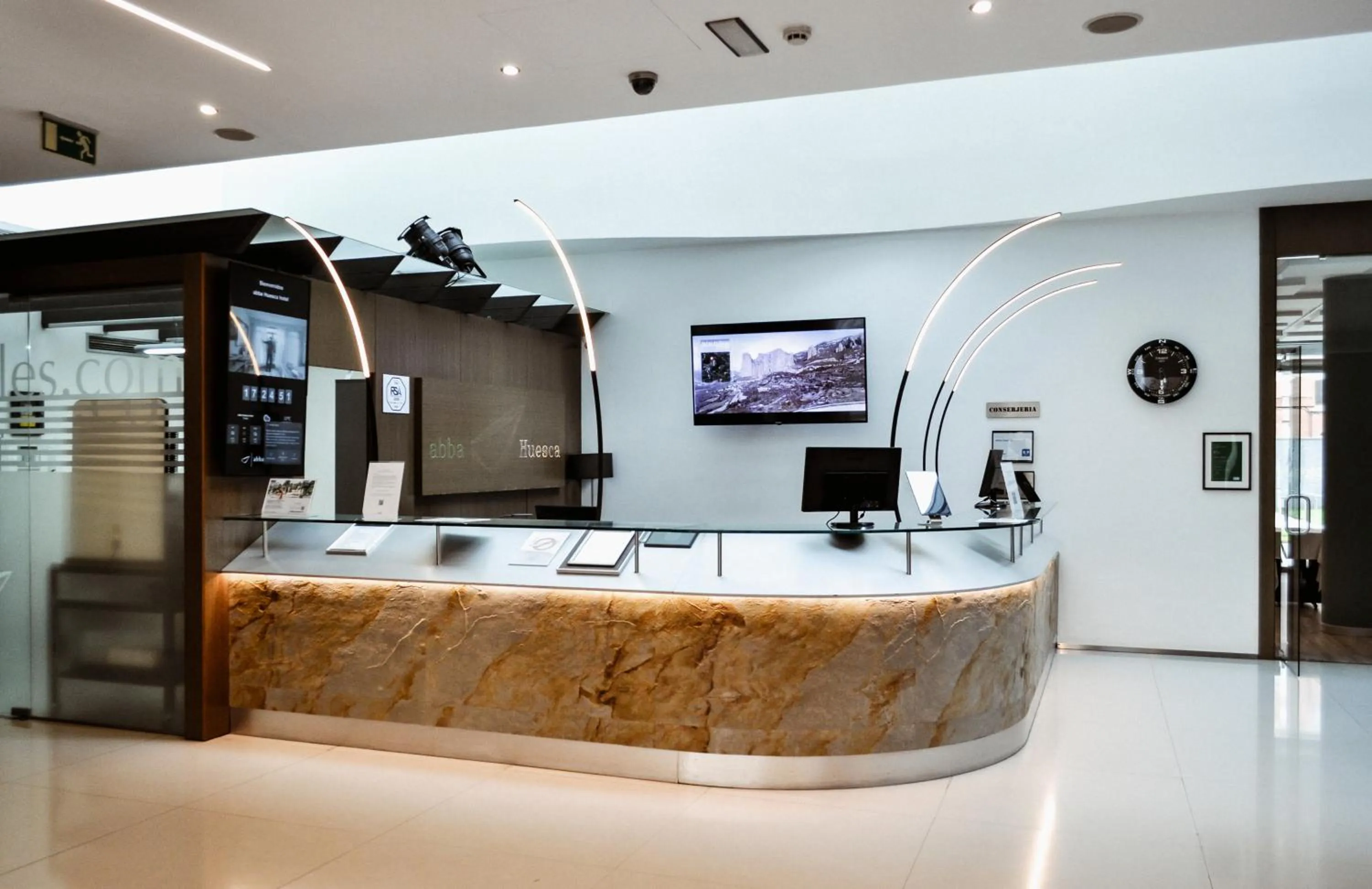 Lobby or reception in Abba Huesca
