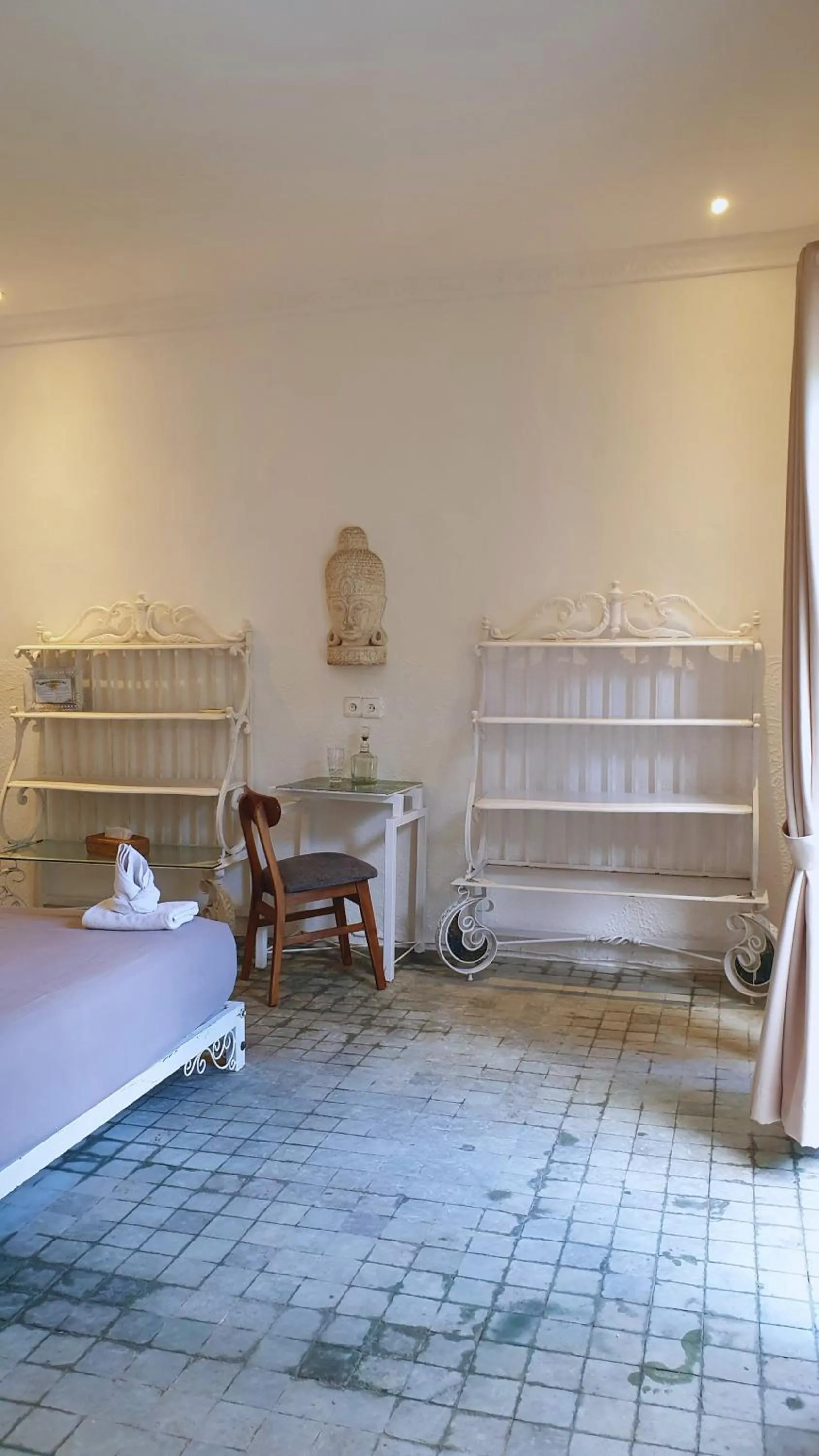 Bedroom, Bed in Surga Homestay