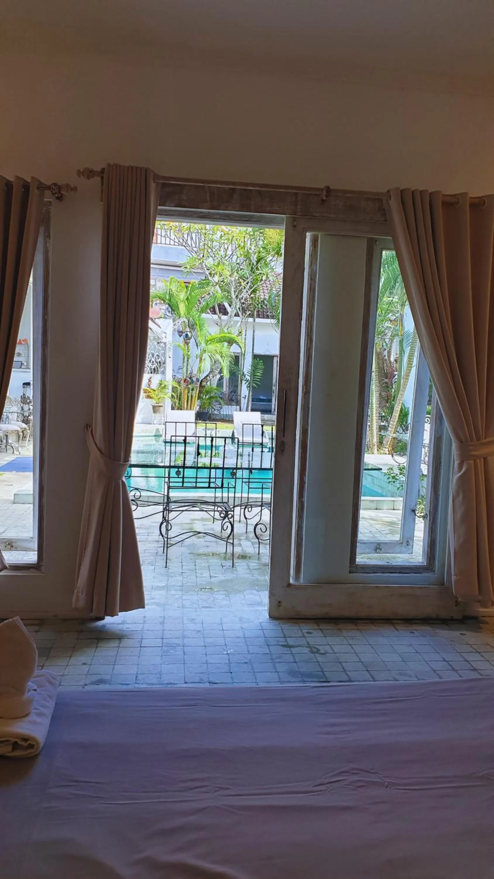 View (from property/room), Bed in Surga Homestay