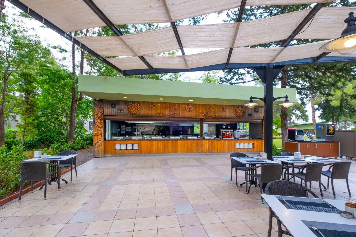 Patio in Ma Biche Kemer by Werde Hotels