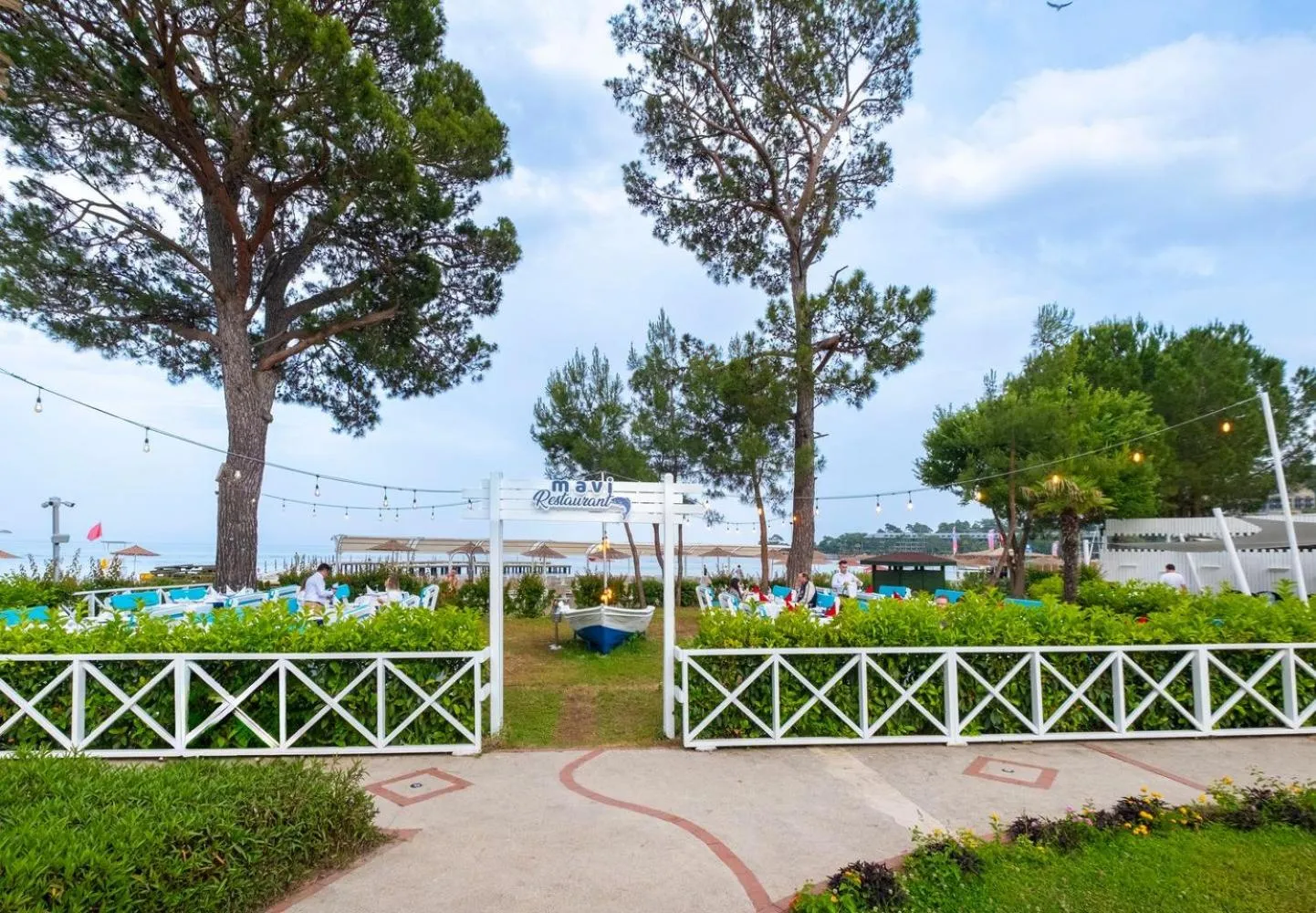 Day in Ma Biche Kemer by Werde Hotels