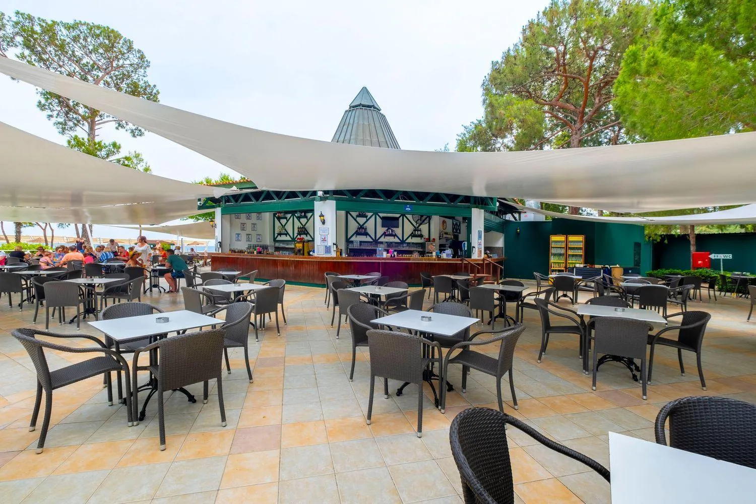 Restaurant/places to eat in Ma Biche Kemer by Werde Hotels
