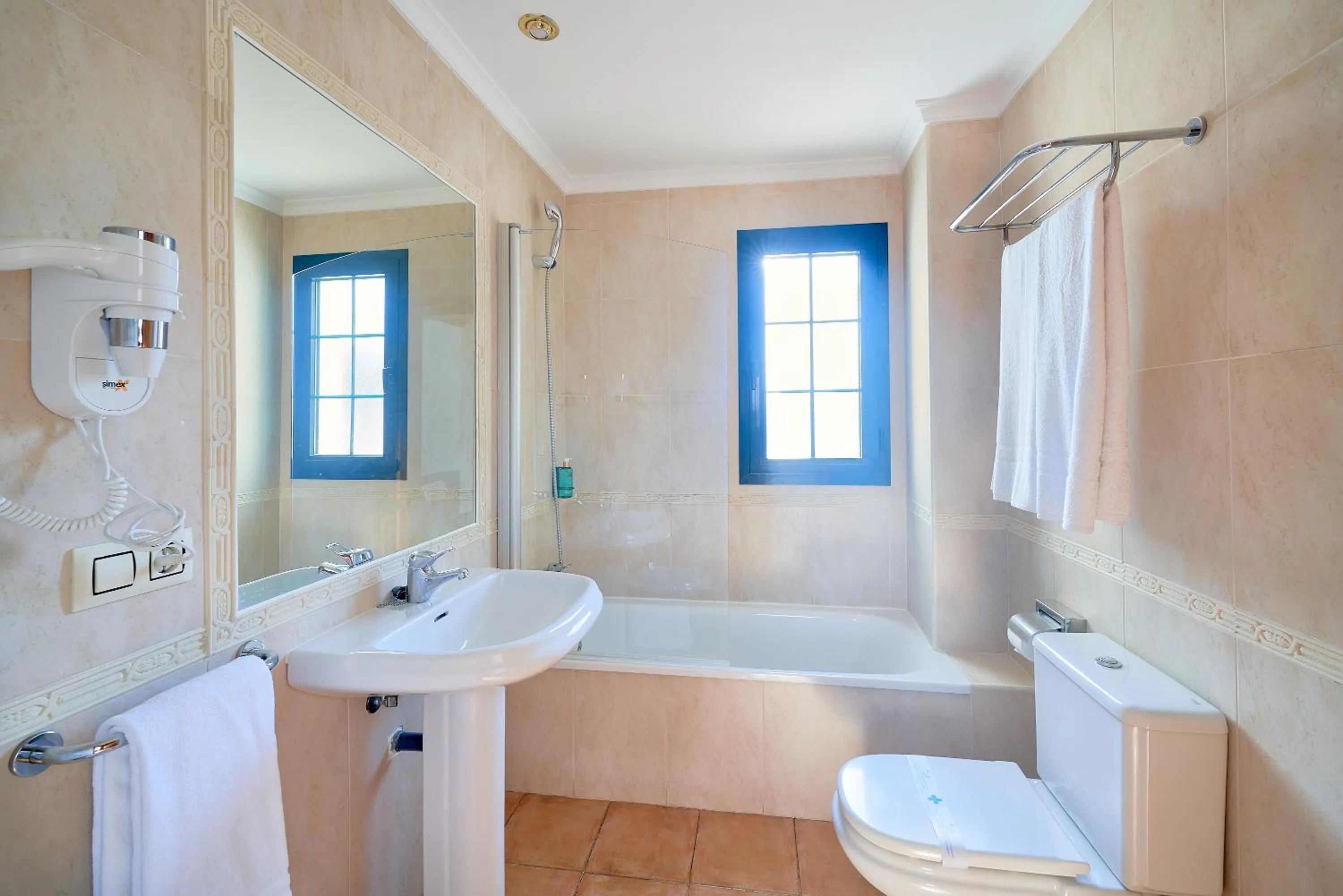 Toilet in Hotel Villa Frigiliana