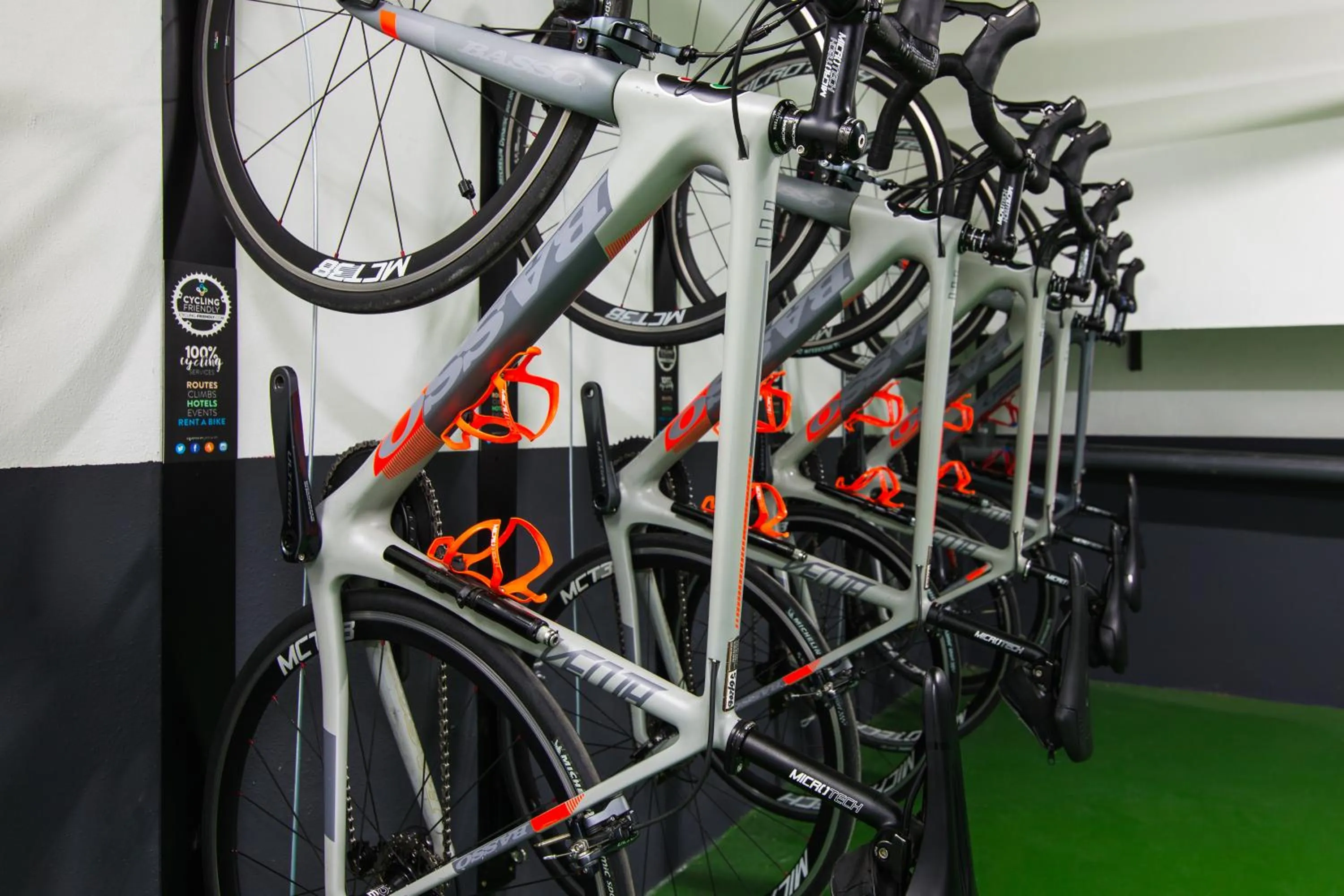 Cycling in H10 Casa del Mar