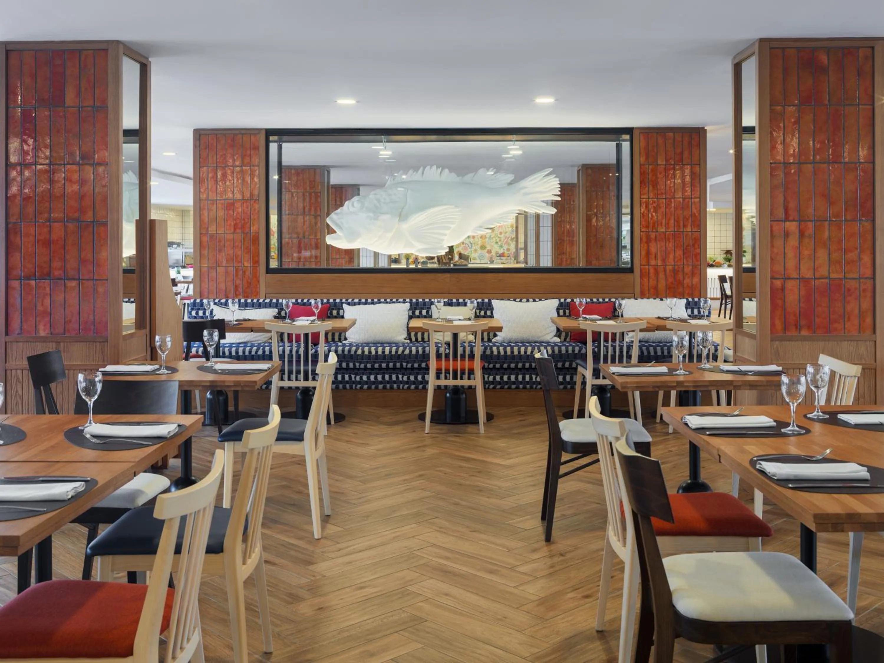 Restaurant/places to eat in H10 Casa del Mar