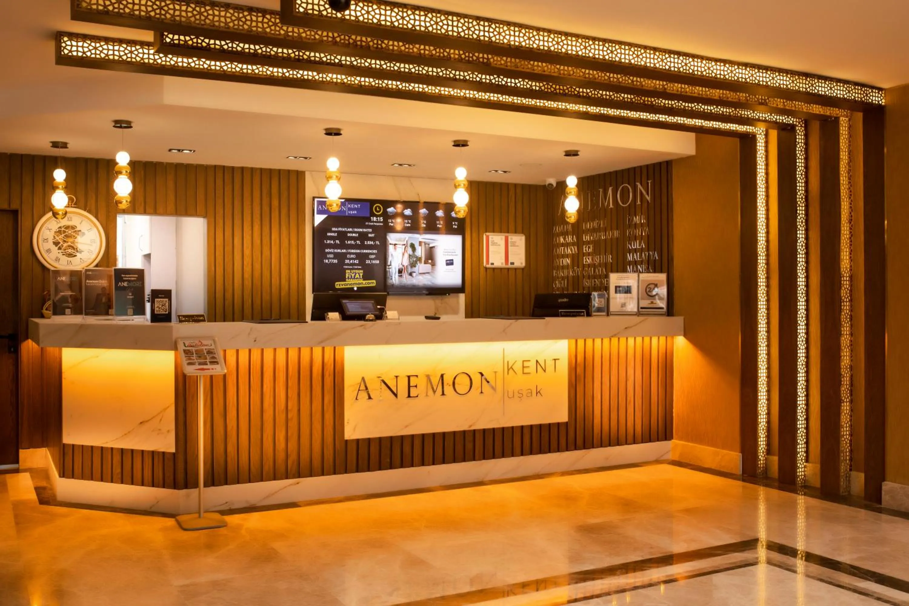 TV and multimedia in Anemon Kent Uşak Hotel