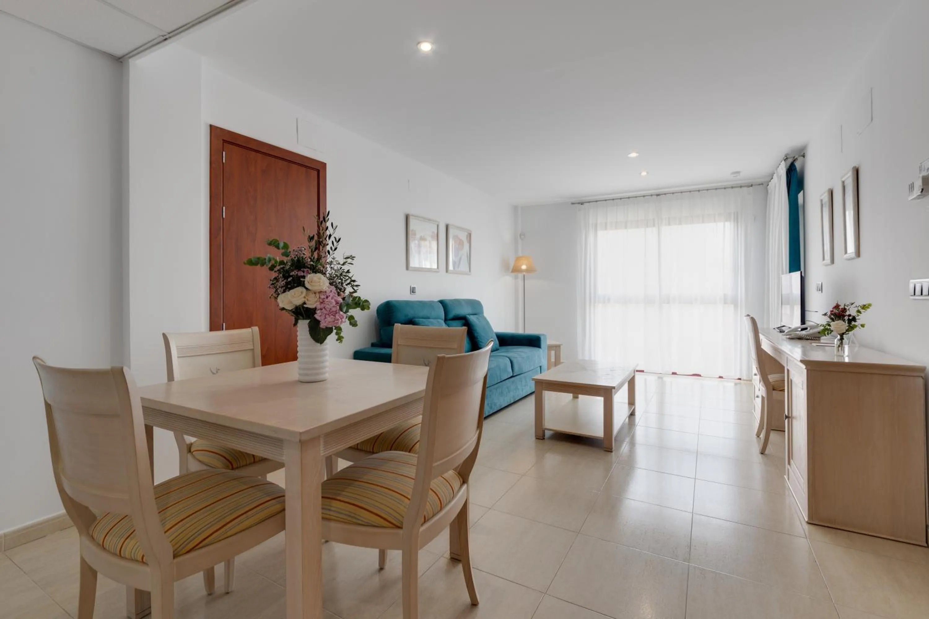 Living room in Daniya Denia Spa & Business 4*