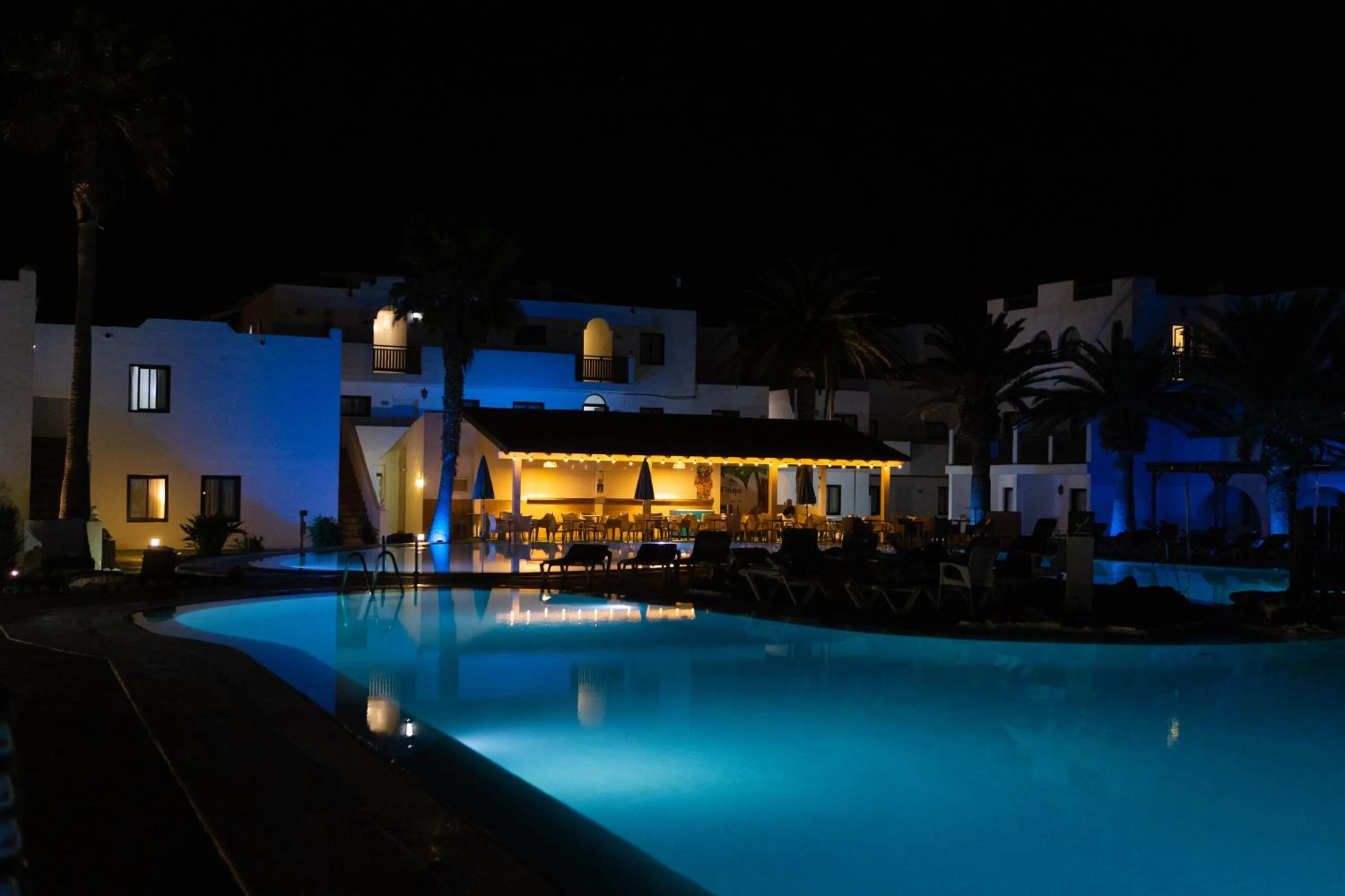 Swimming pool in Apartamentos Hesperia Bristol Playa