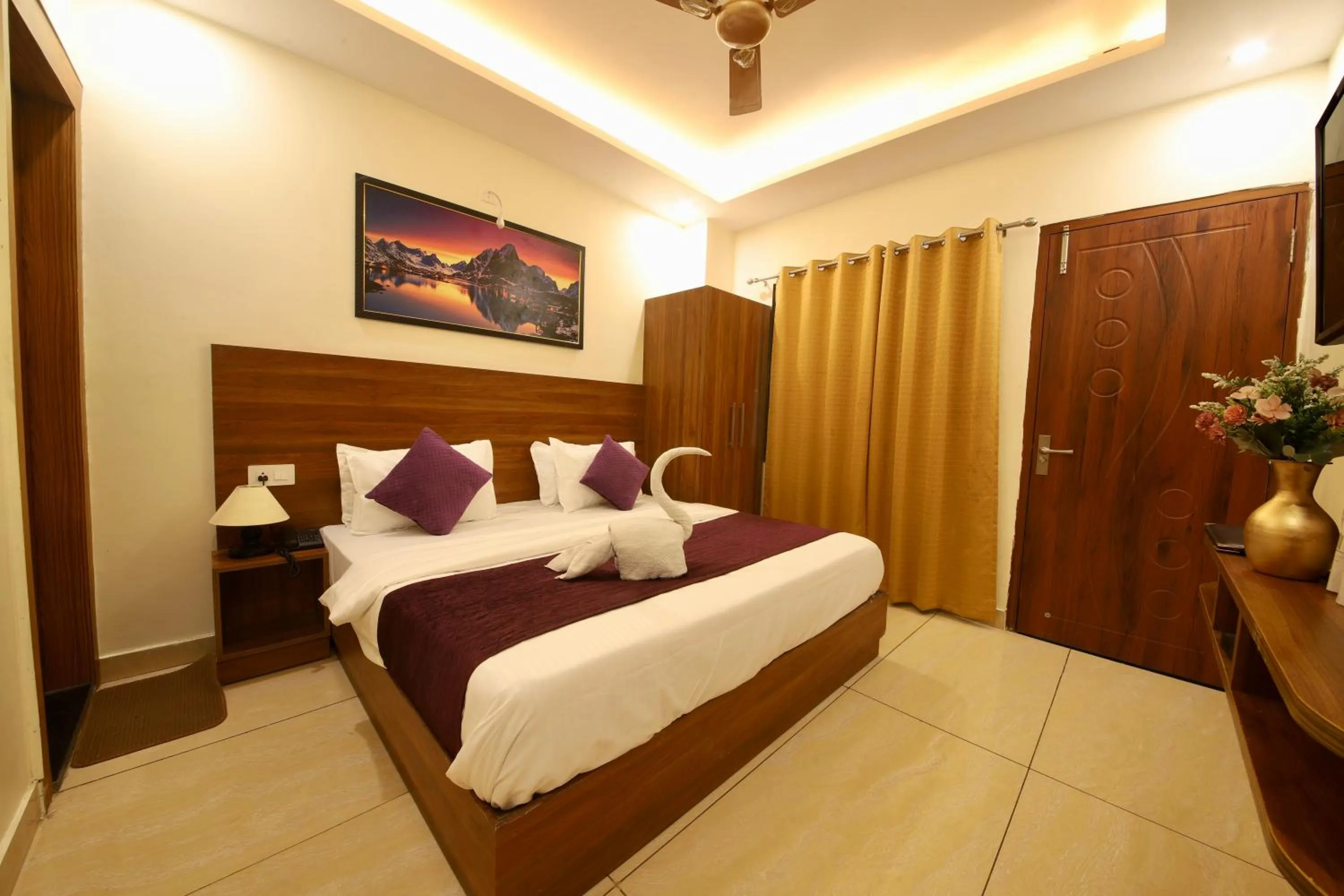 Bed in Perfectstayz Value Forest Valley Near Waterfall