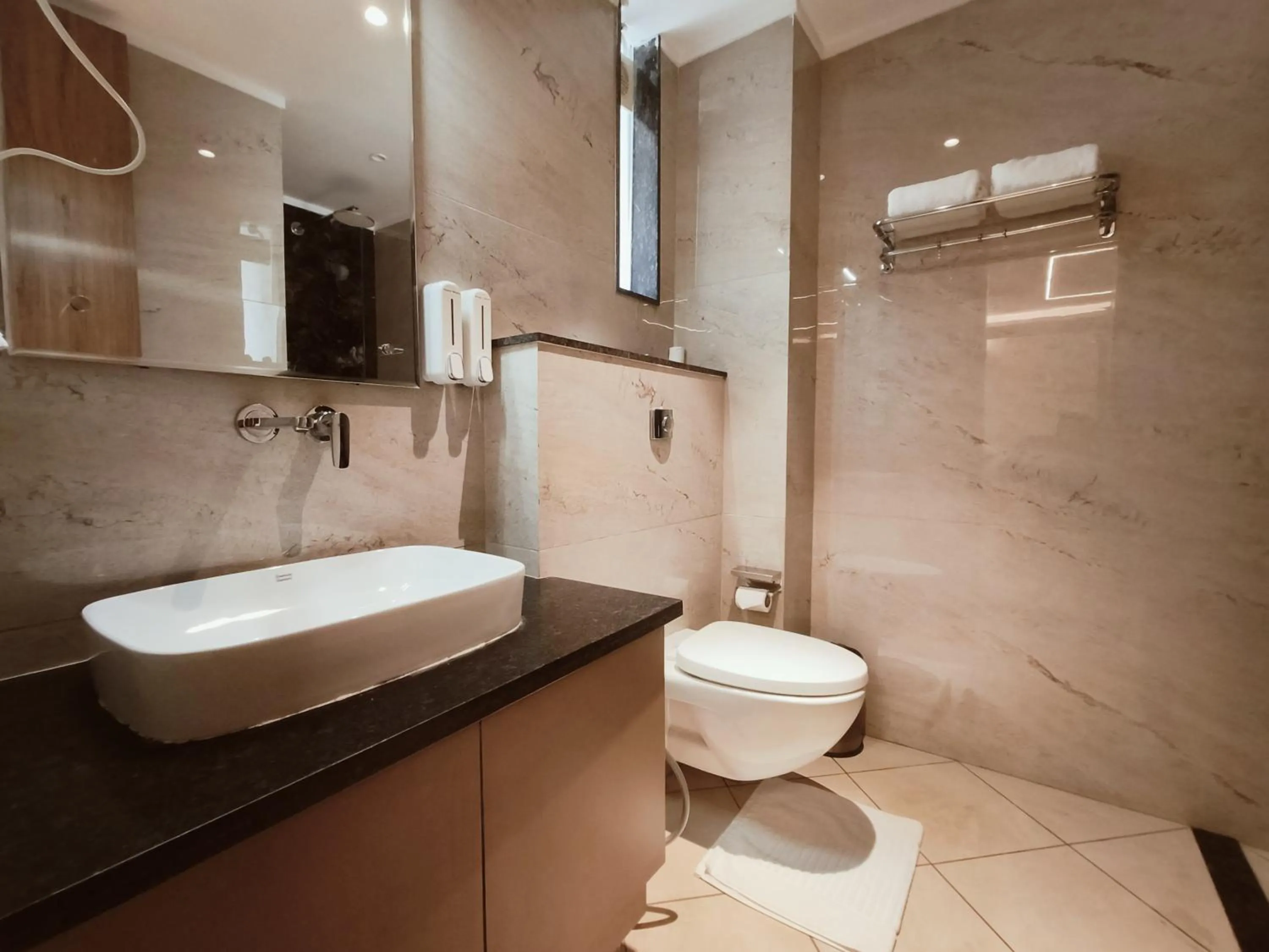 Shower in SJ PARADISE