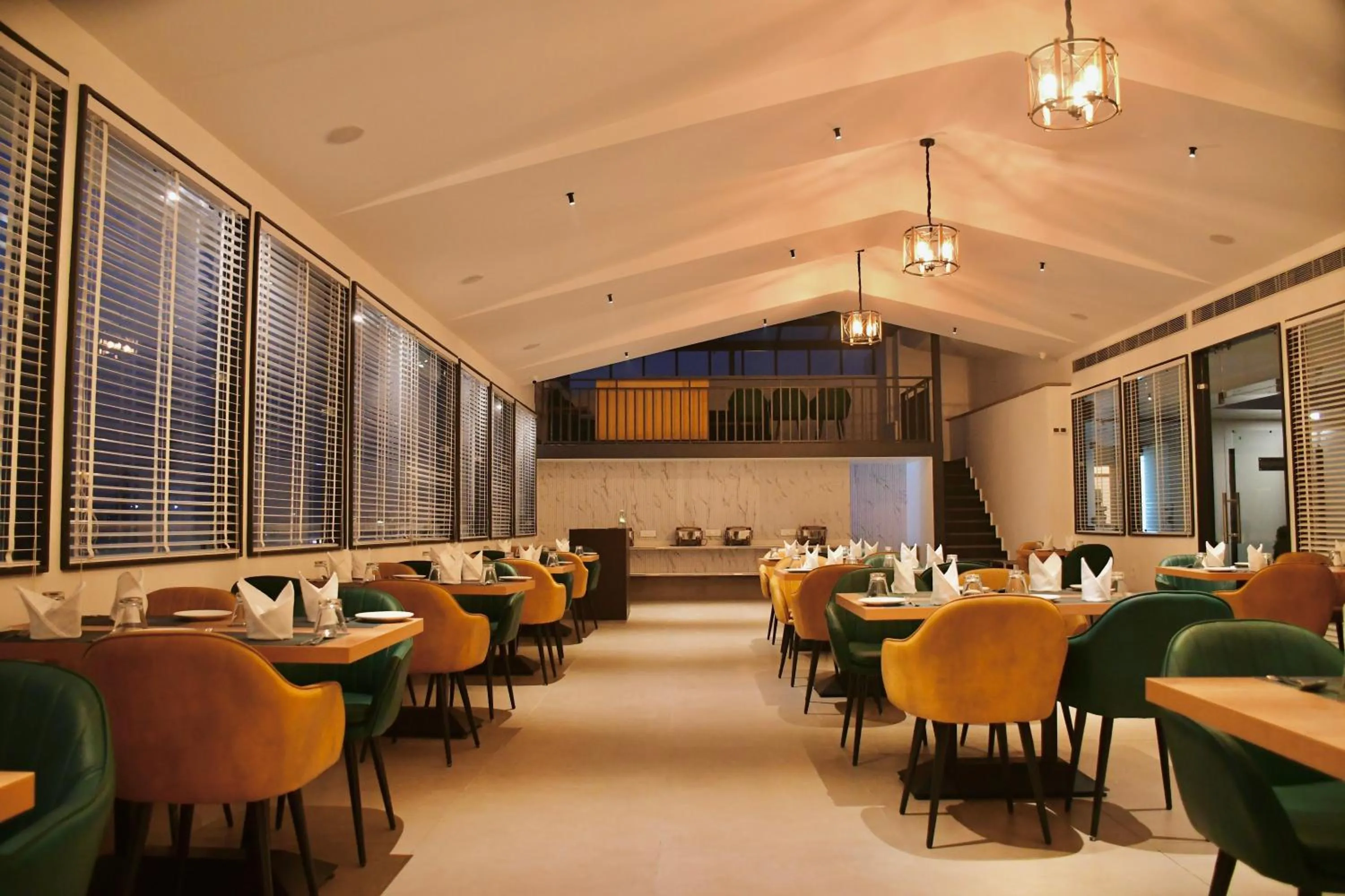 Restaurant/places to eat in SJ PARADISE