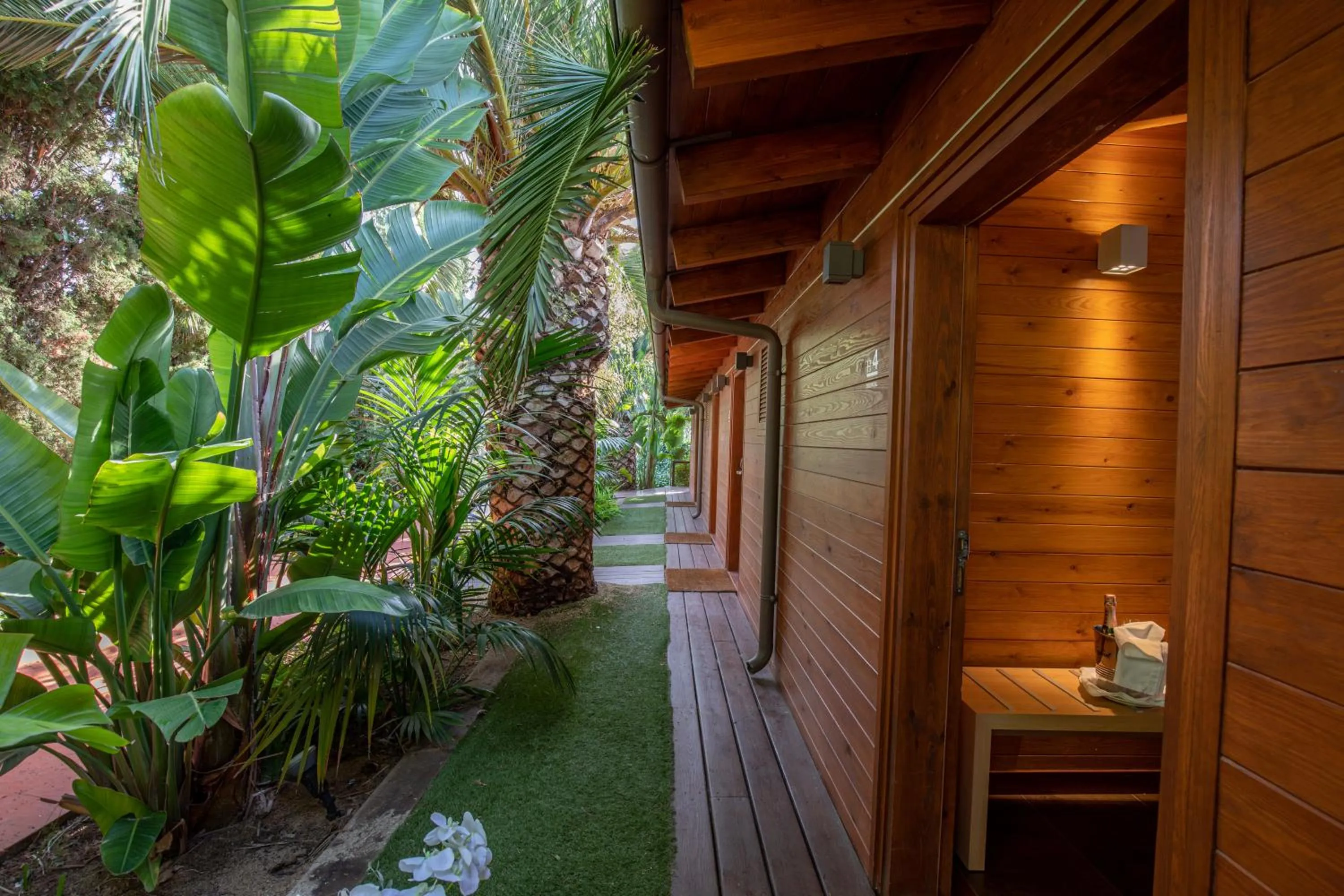 Facade/entrance in Tancat de Codorniu