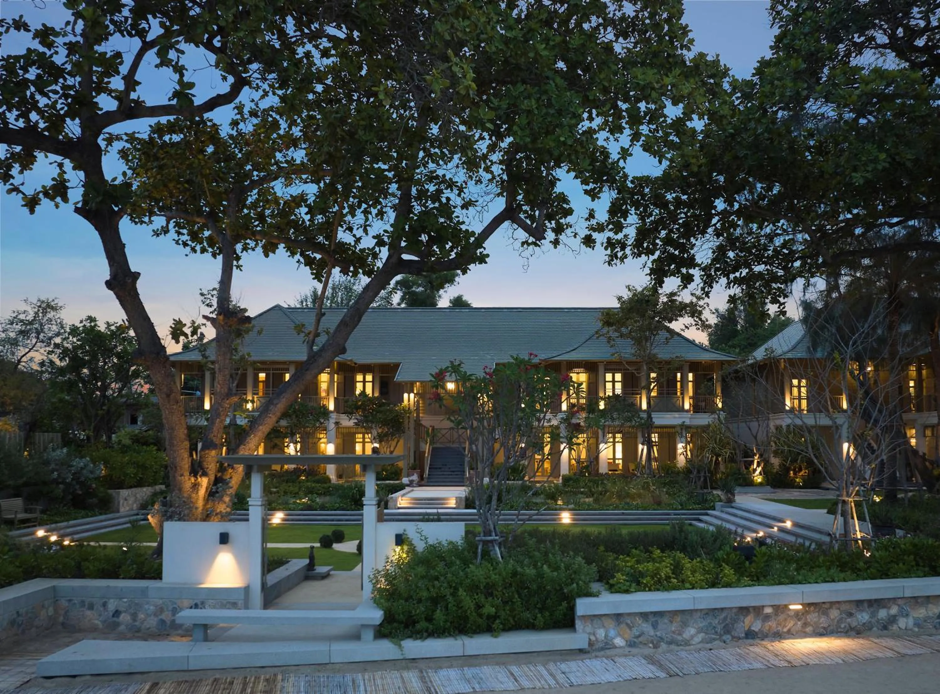 Property building in Charras Bhawan Hotel and Residences