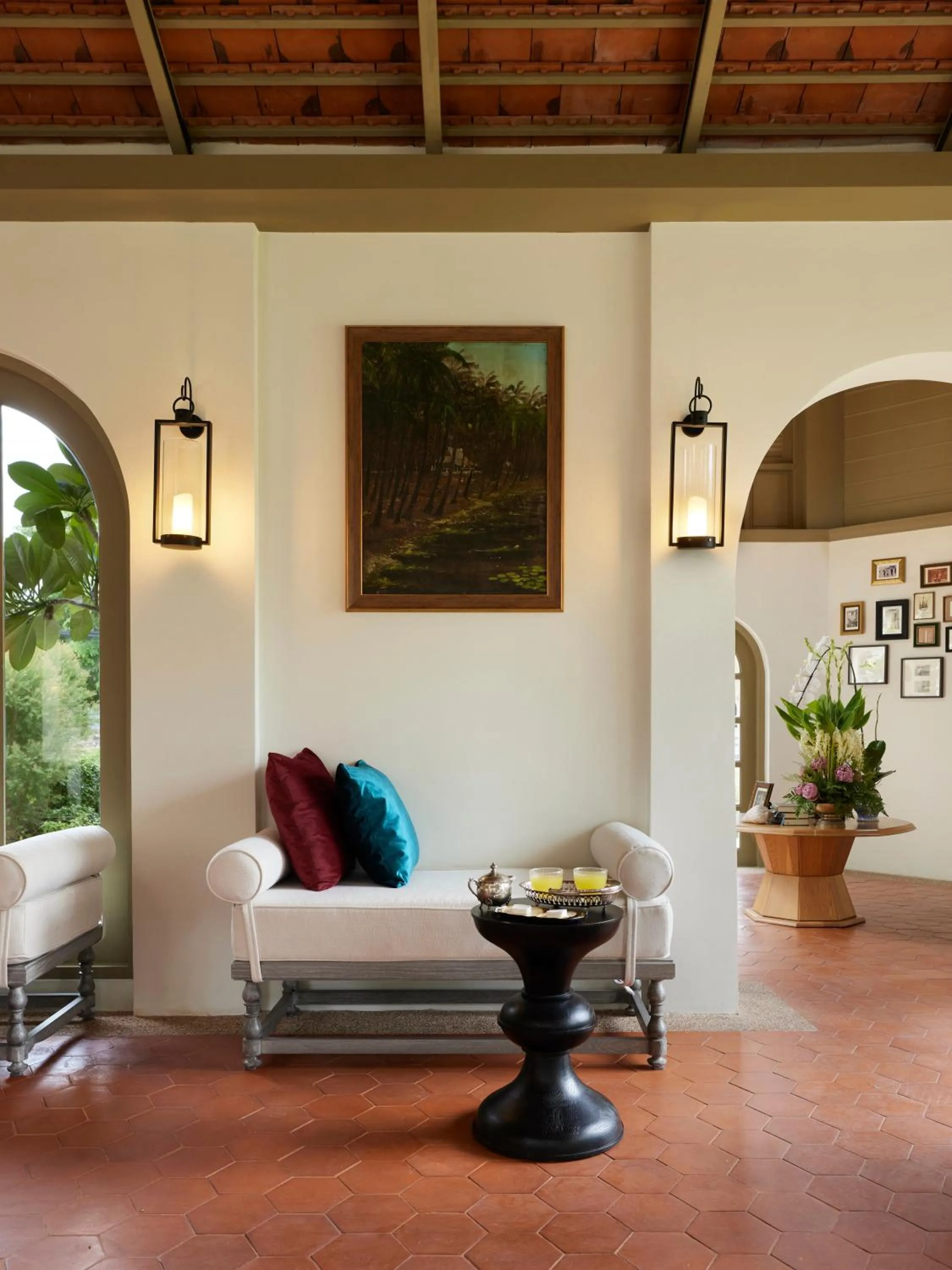 Living room in Charras Bhawan Hotel and Residences