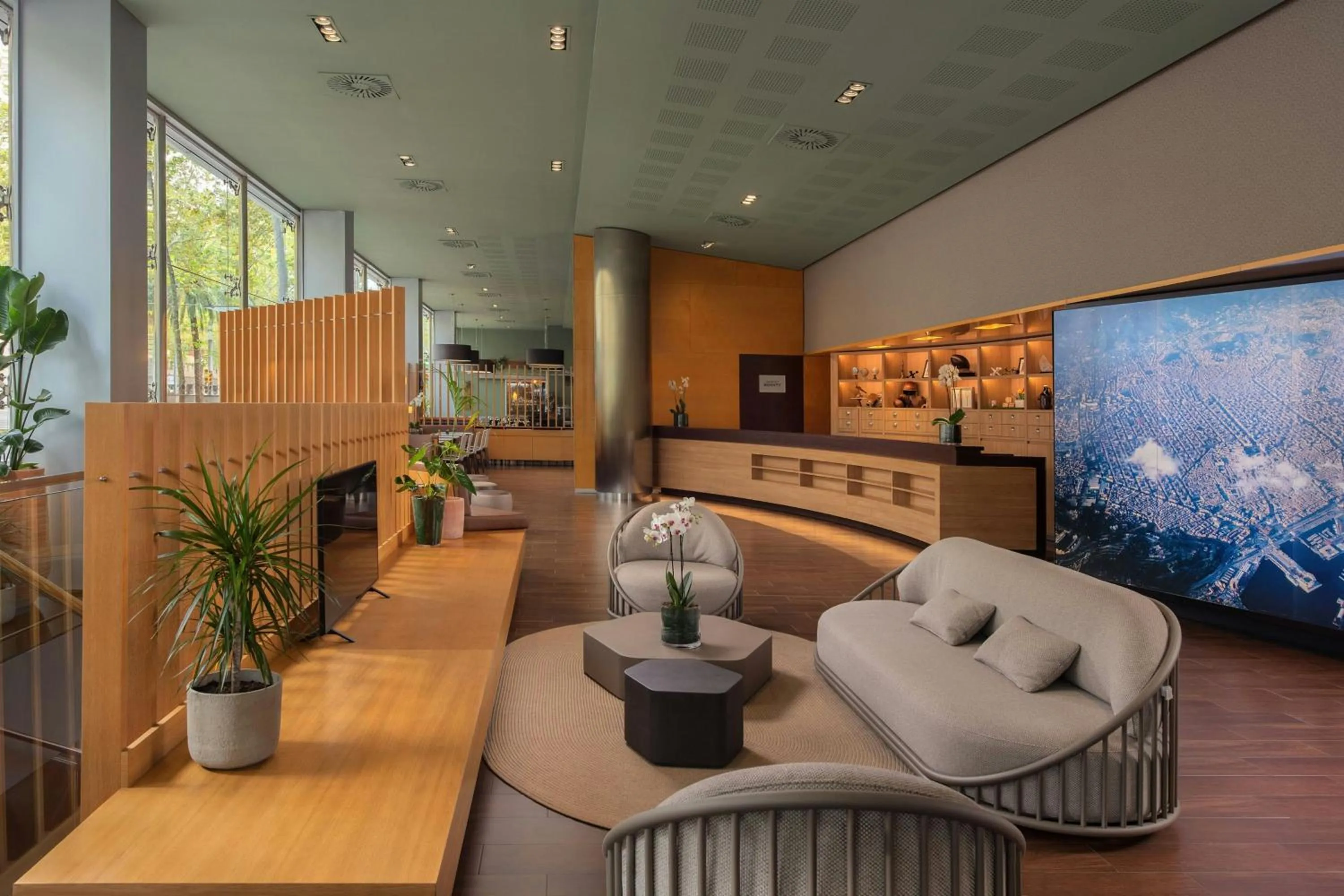 Lobby or reception in Four Points by Sheraton Barcelona Diagonal