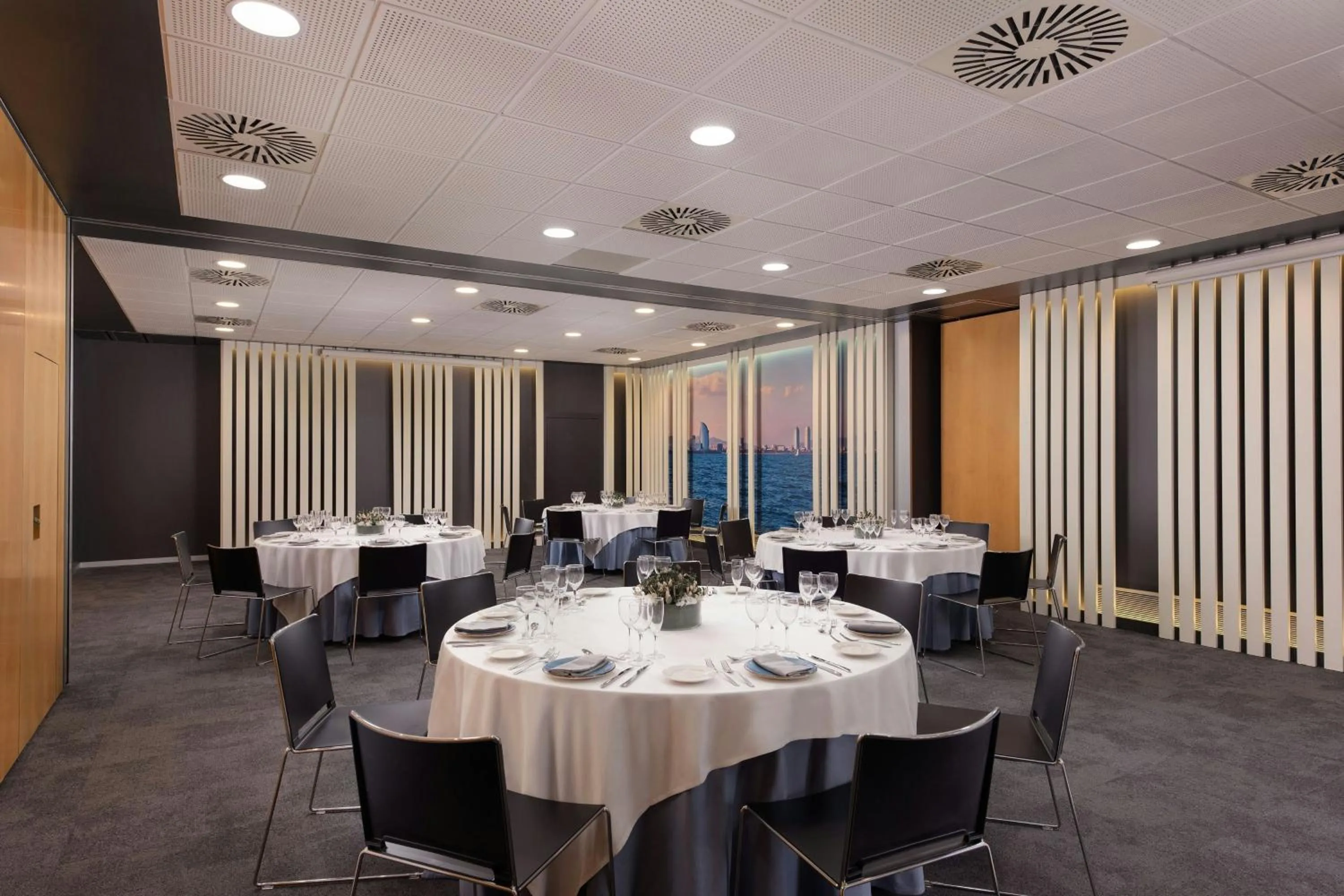 Meeting/conference room in Four Points by Sheraton Barcelona Diagonal