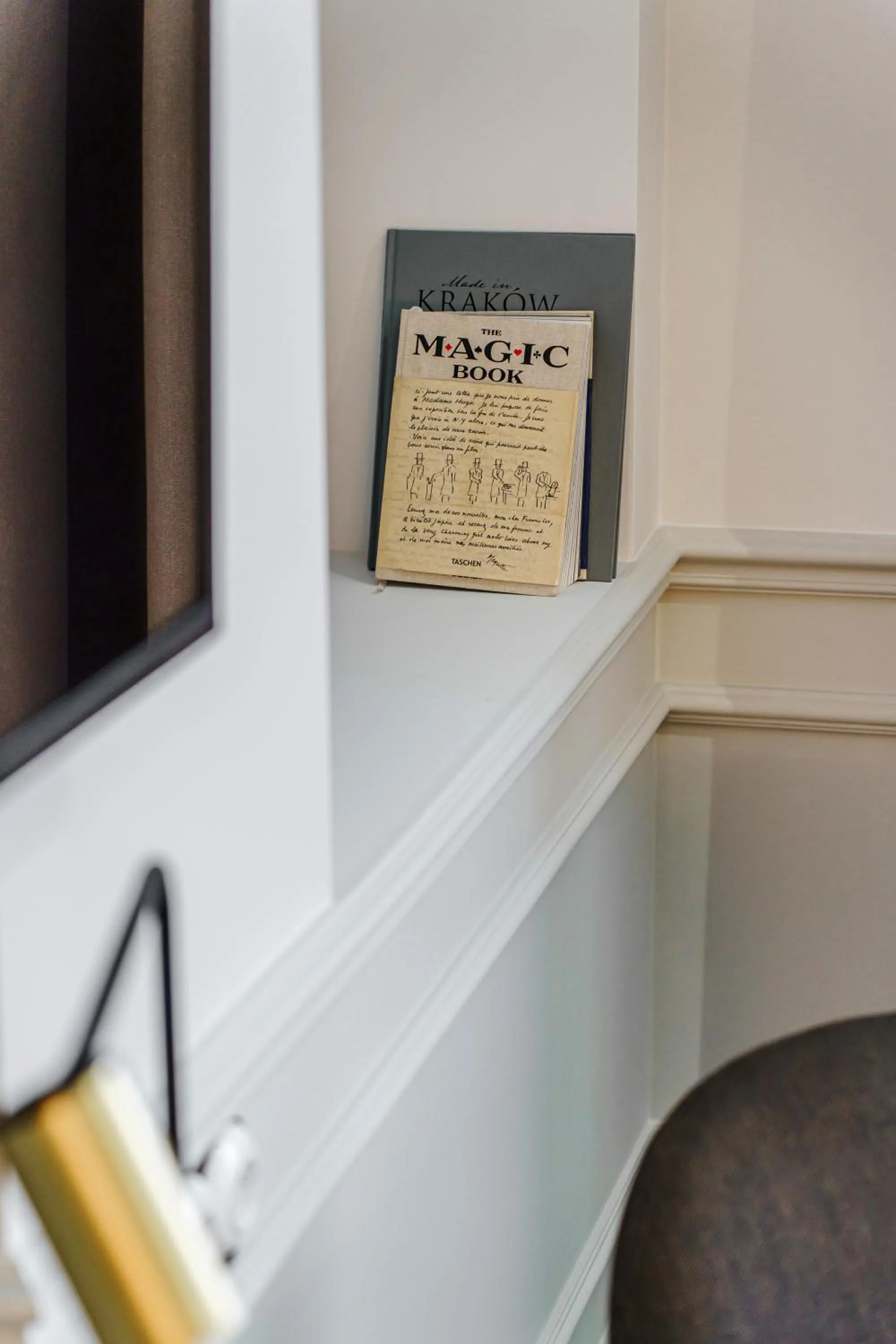 Living room in N33 Premium Apartments Old Town Kraków - Destigo Hotels