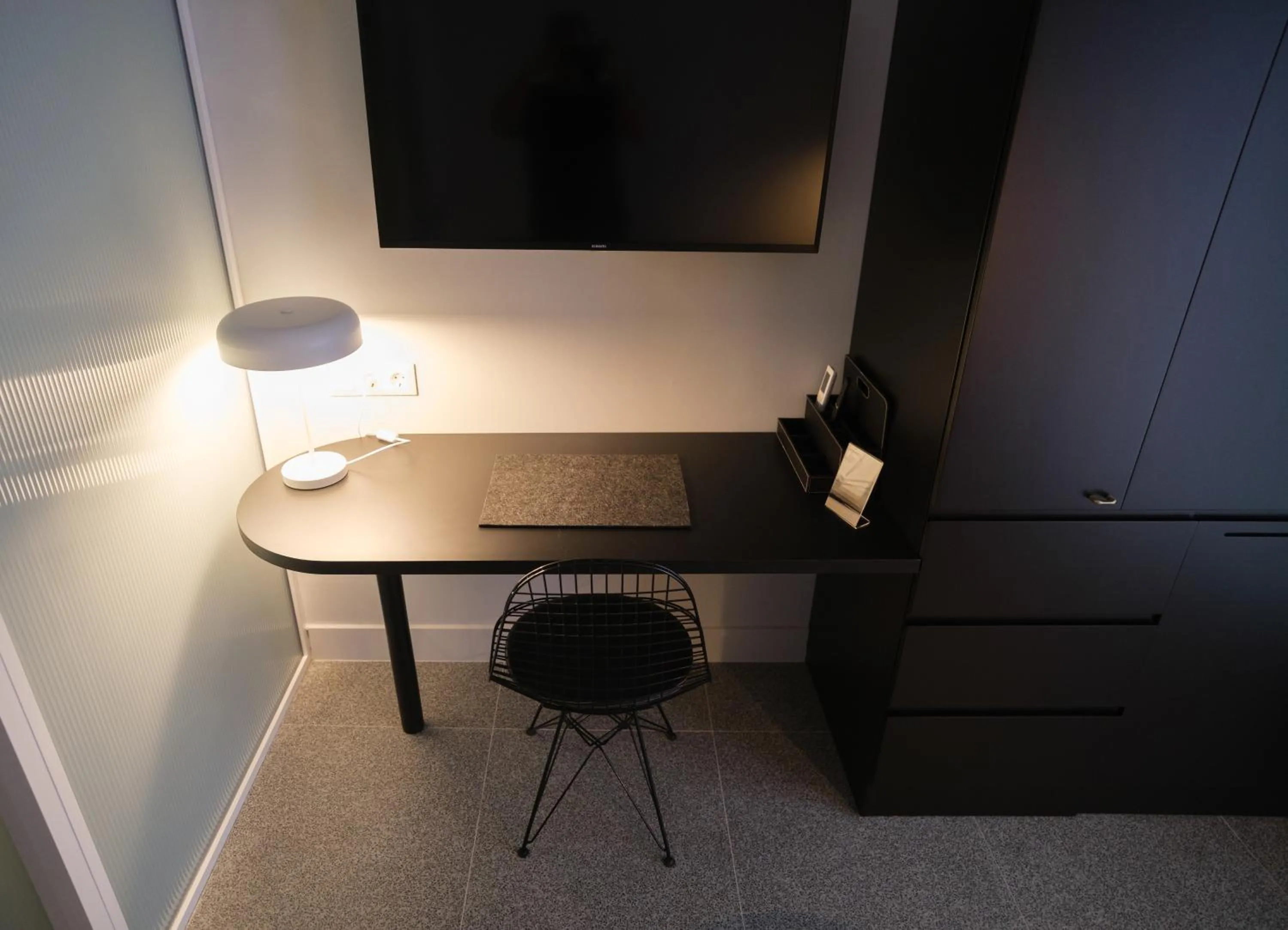 TV and multimedia in K23 Color Suites