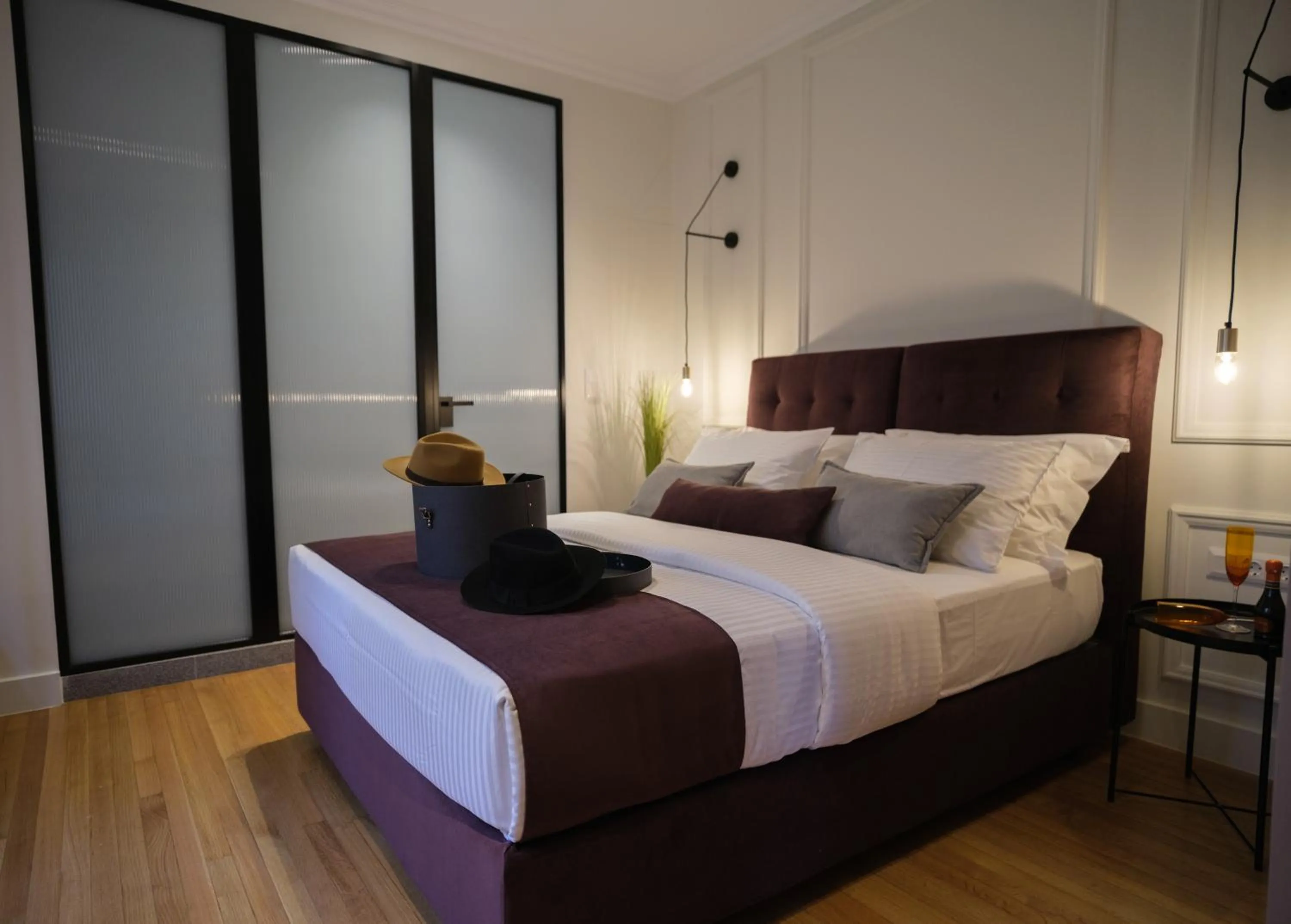 Bed in K23 Color Suites