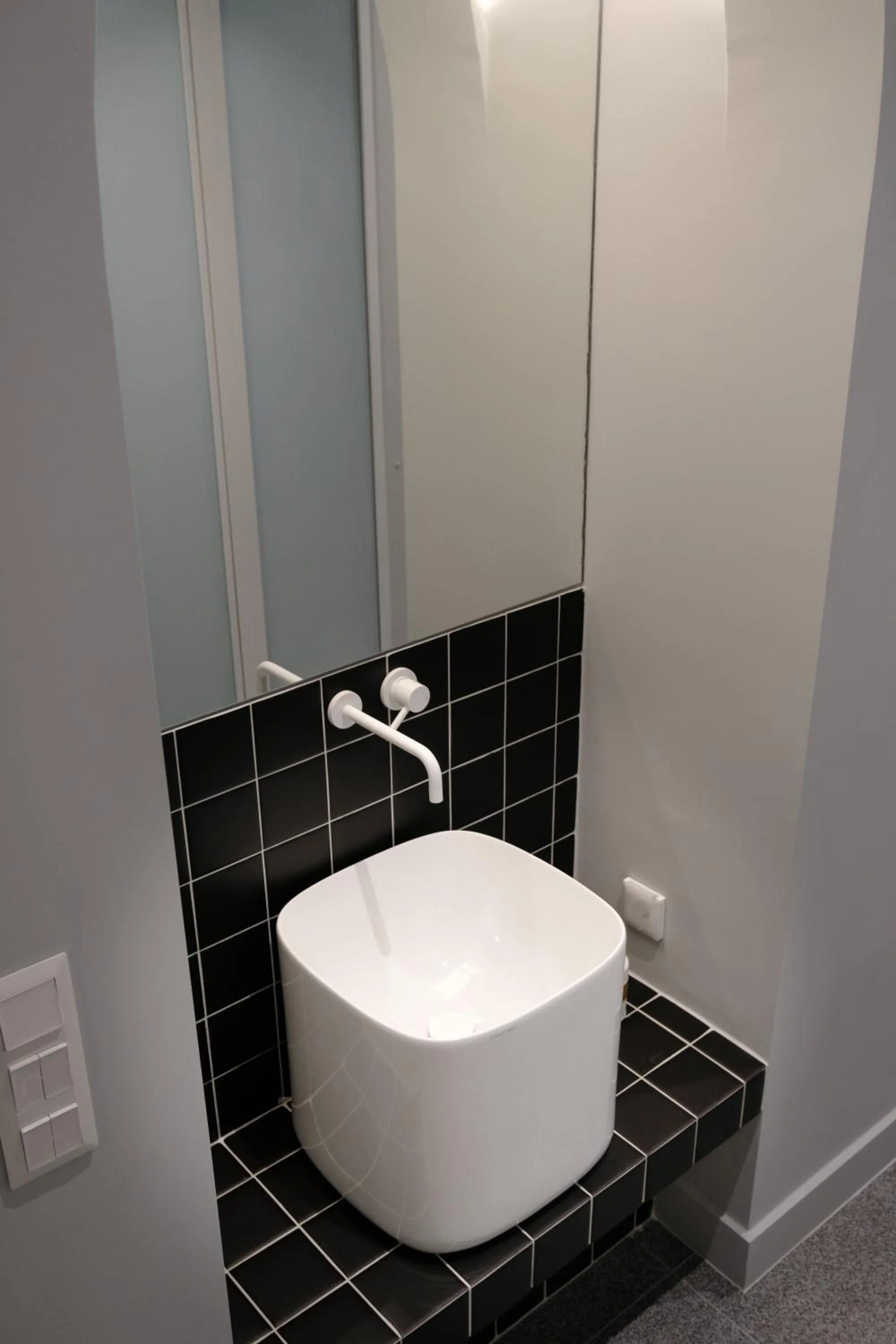 Bathroom in K23 Color Suites