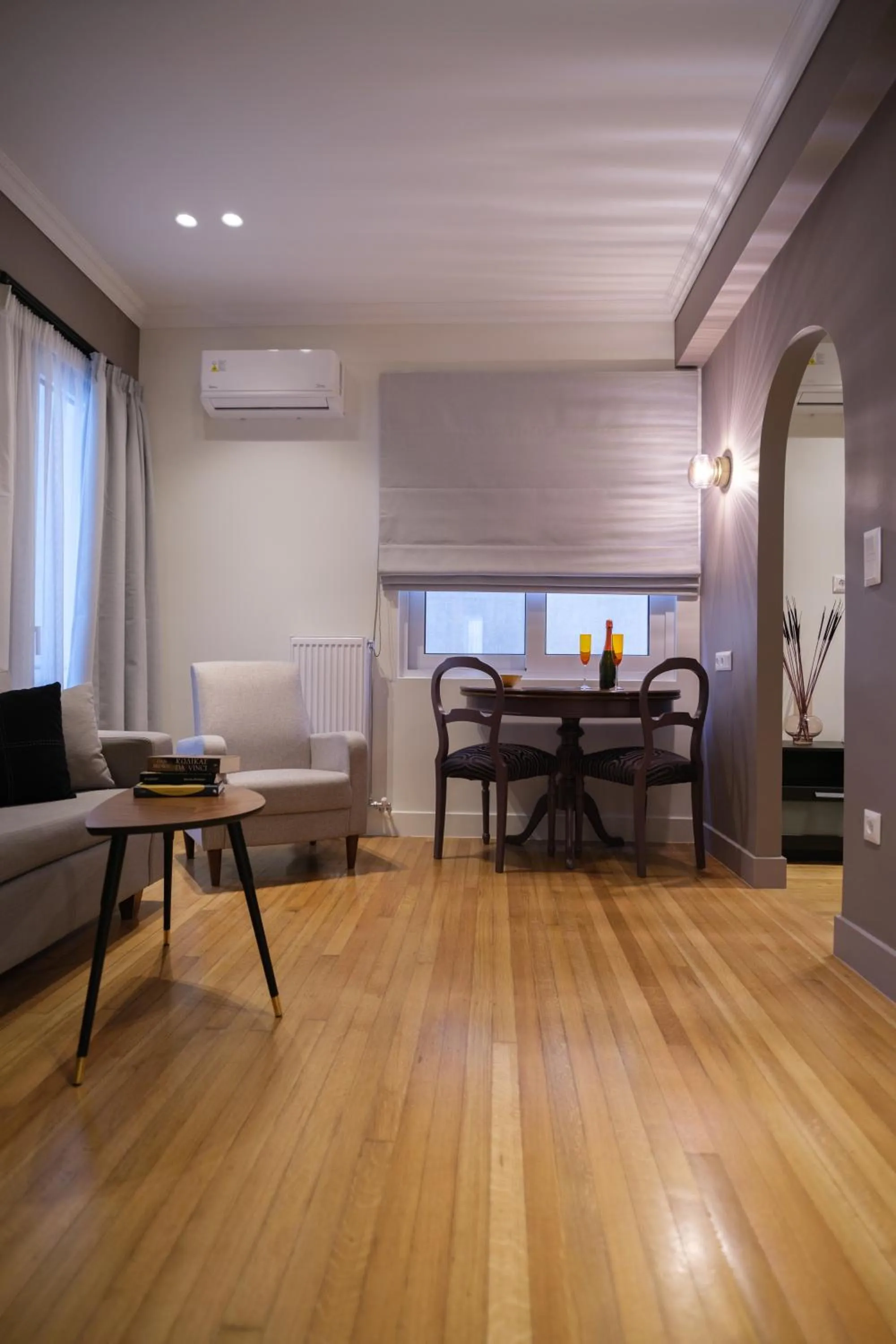 Seating area in K23 Color Suites