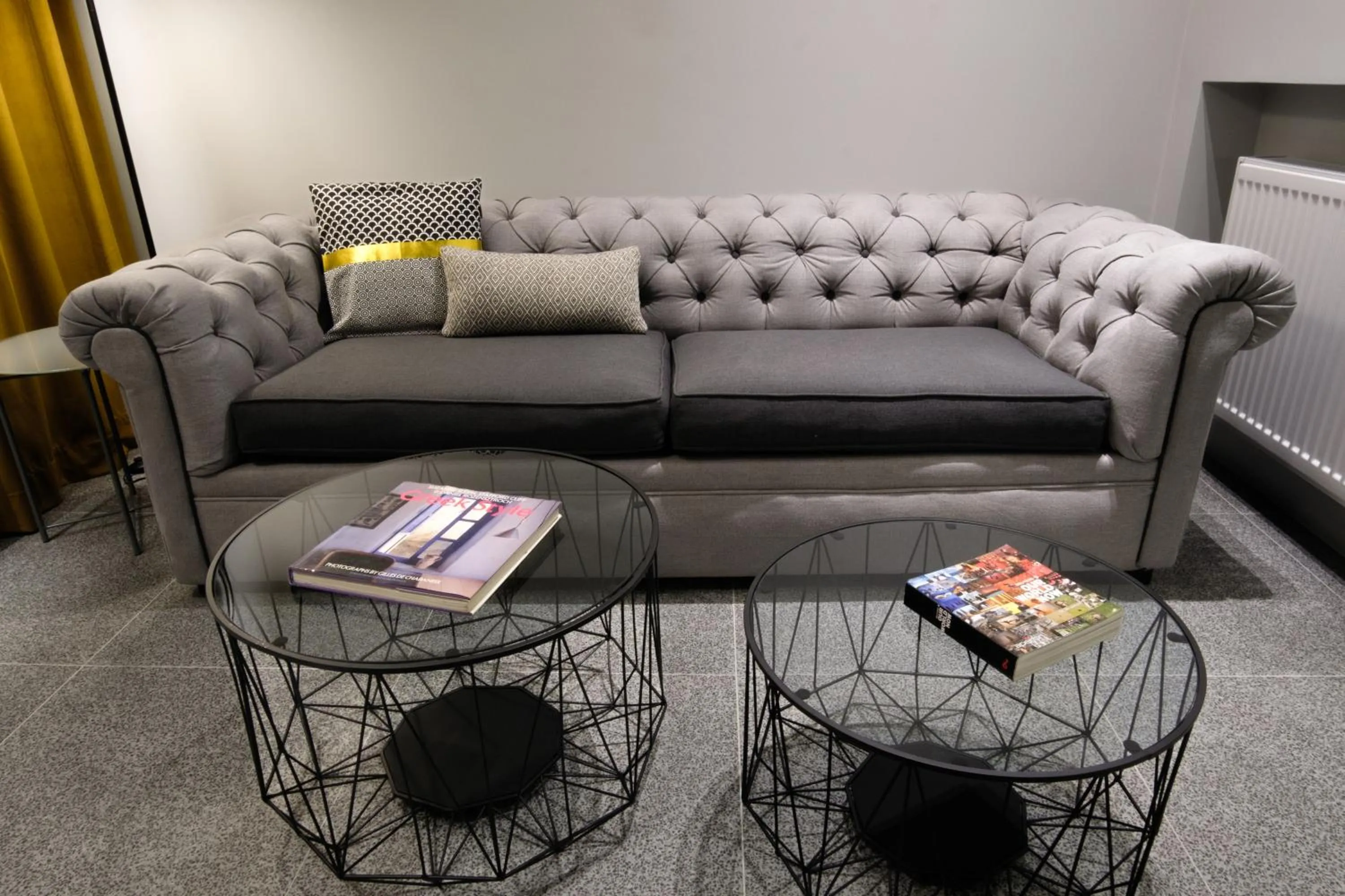 Seating area in K23 Color Suites