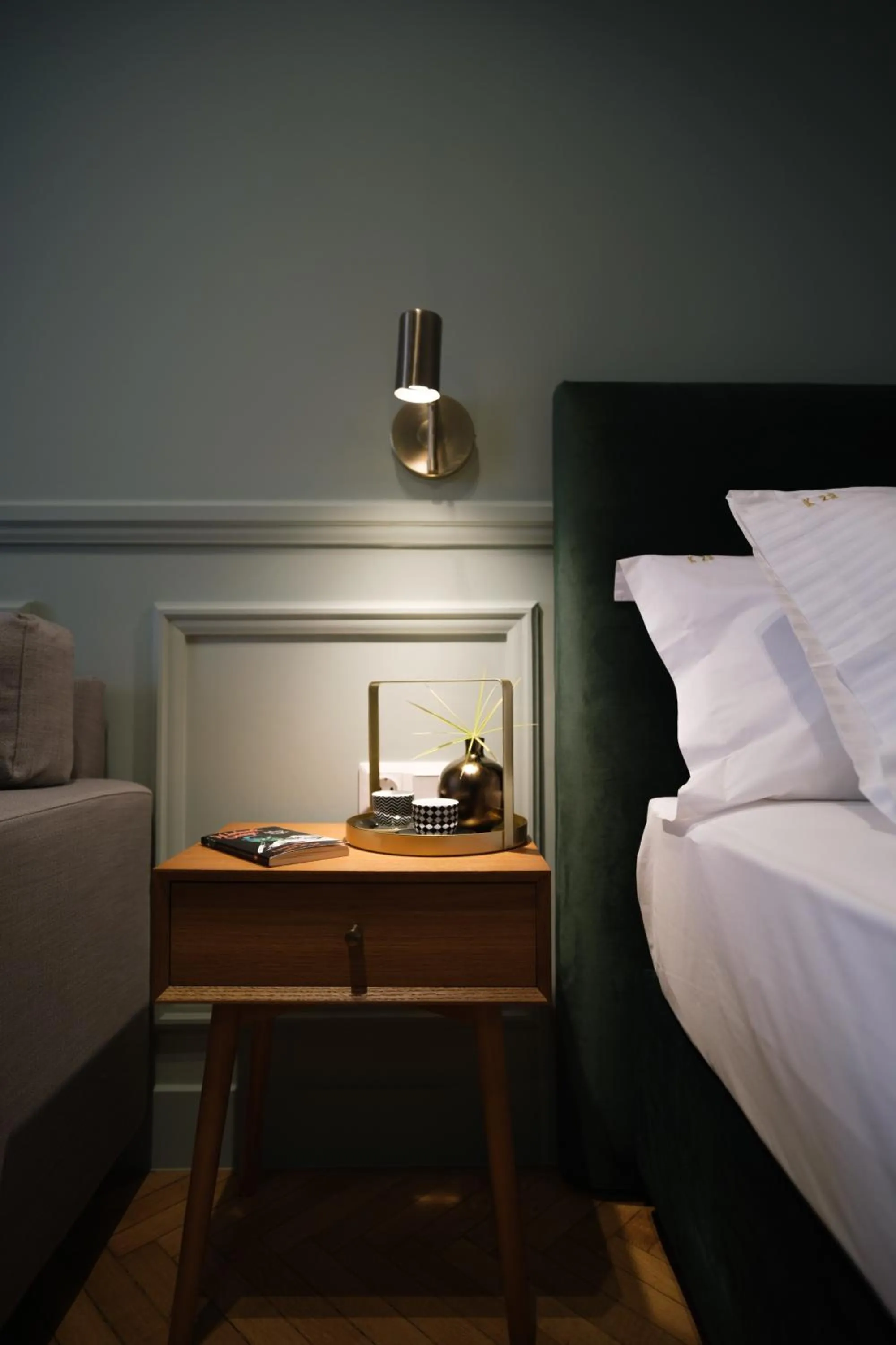 Bed in K23 Color Suites