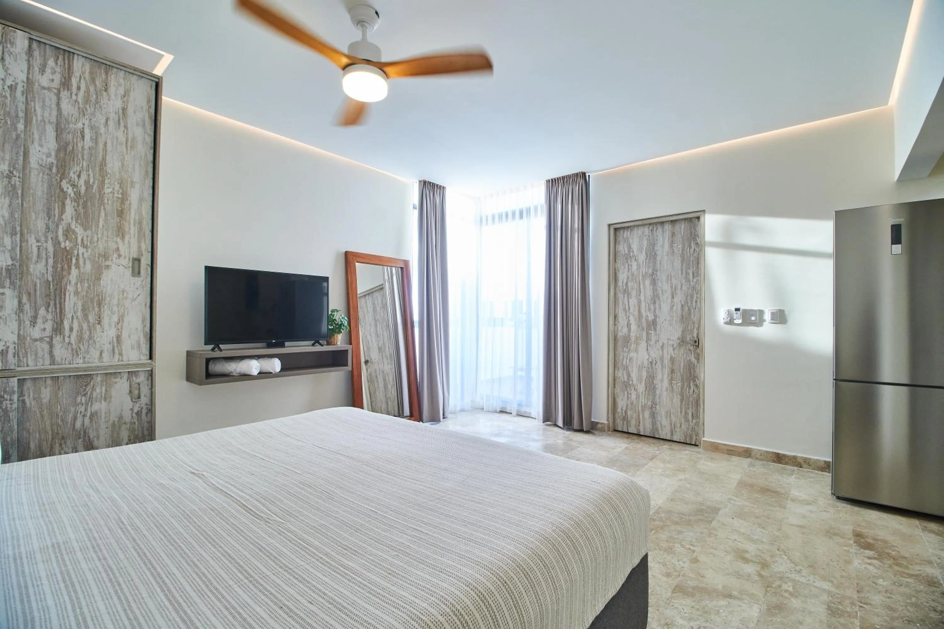 Bed in PH Othello - Private pool&Roof & Beach Club Access