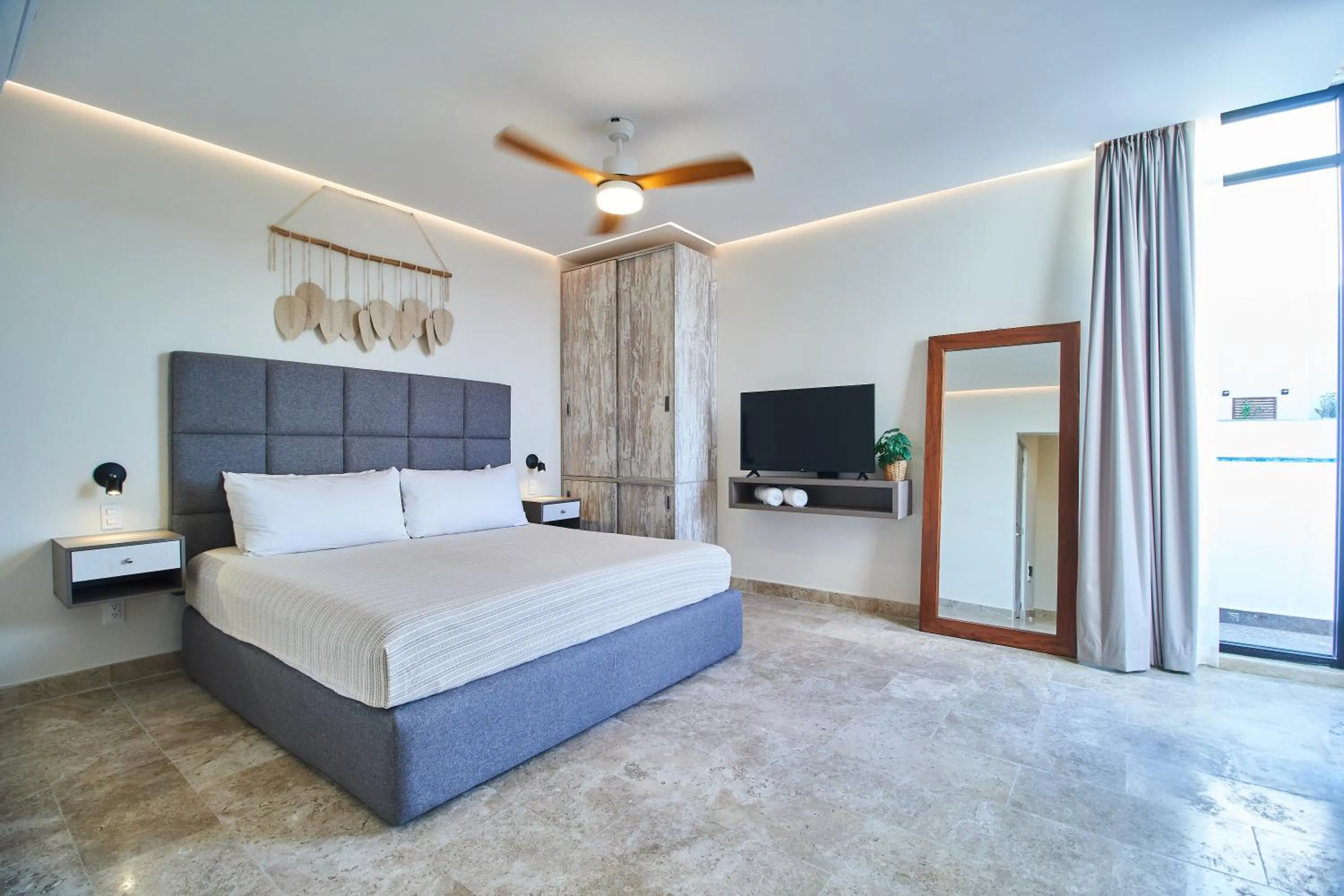 Bed in PH Othello - Private pool&Roof & Beach Club Access