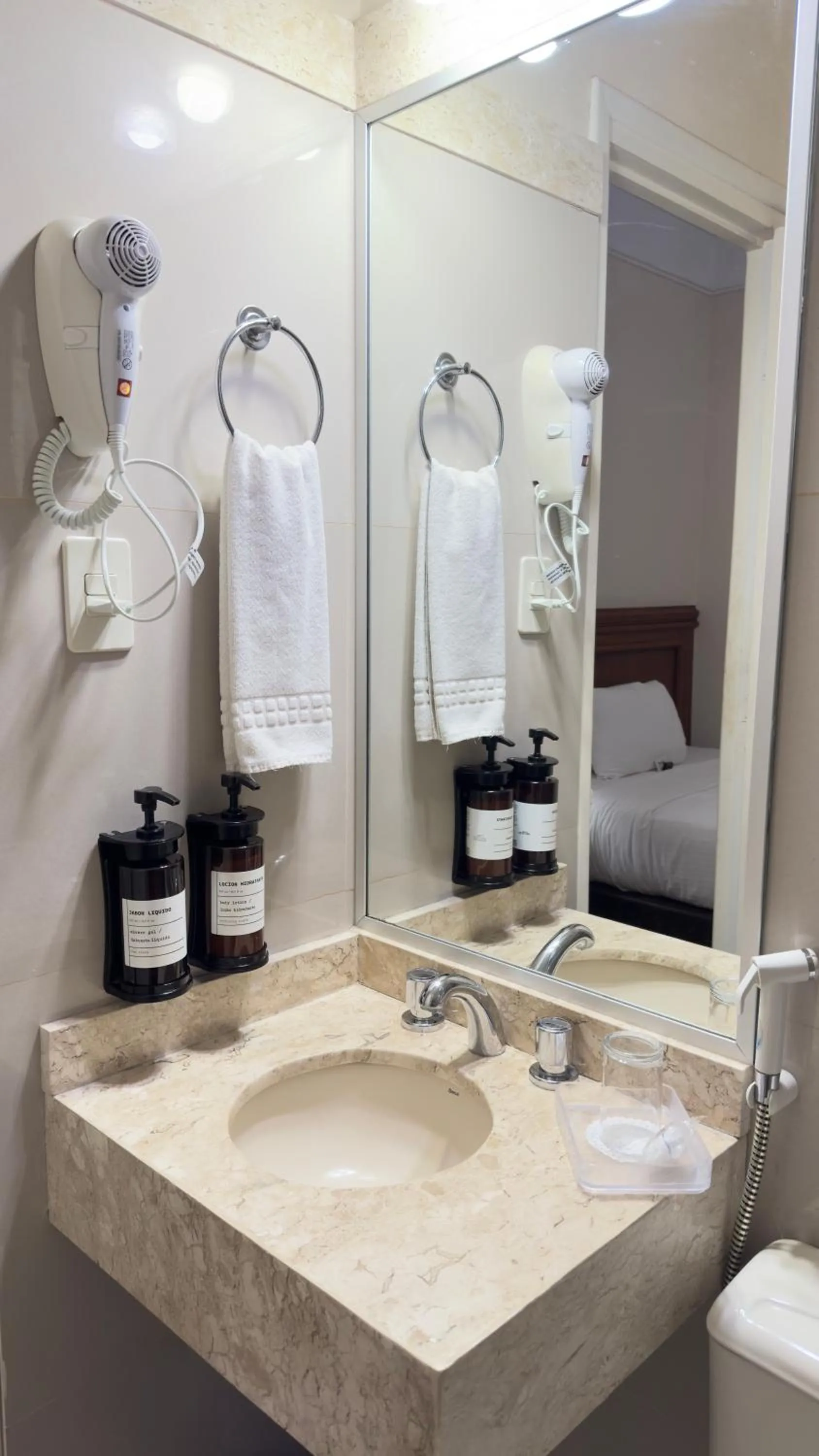 Bathroom in Gran Hotel del Paraguay