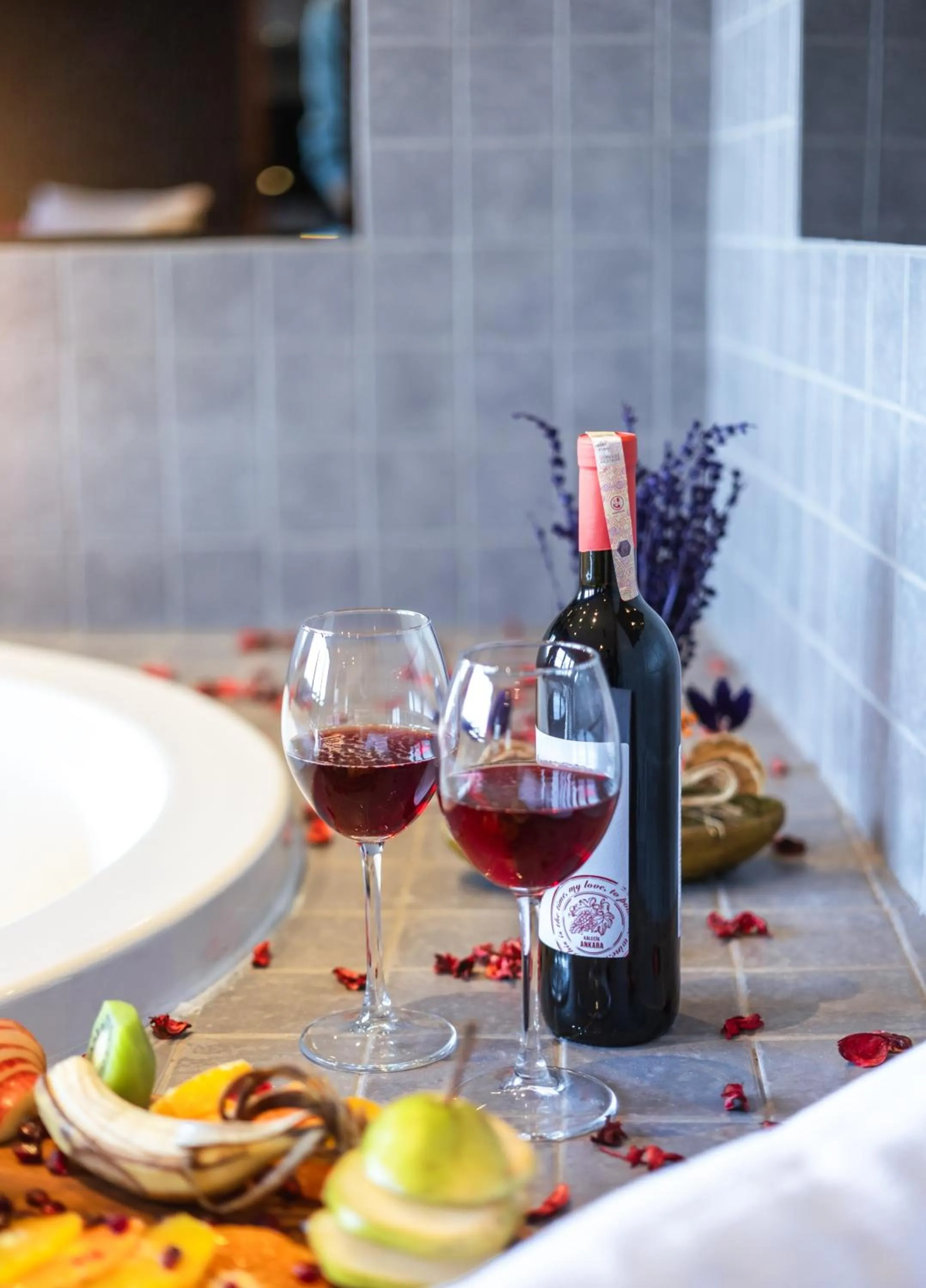 Food and drinks in Nova Vista Centrum Hotel Eskisehir, a Member of Radisson Individuals