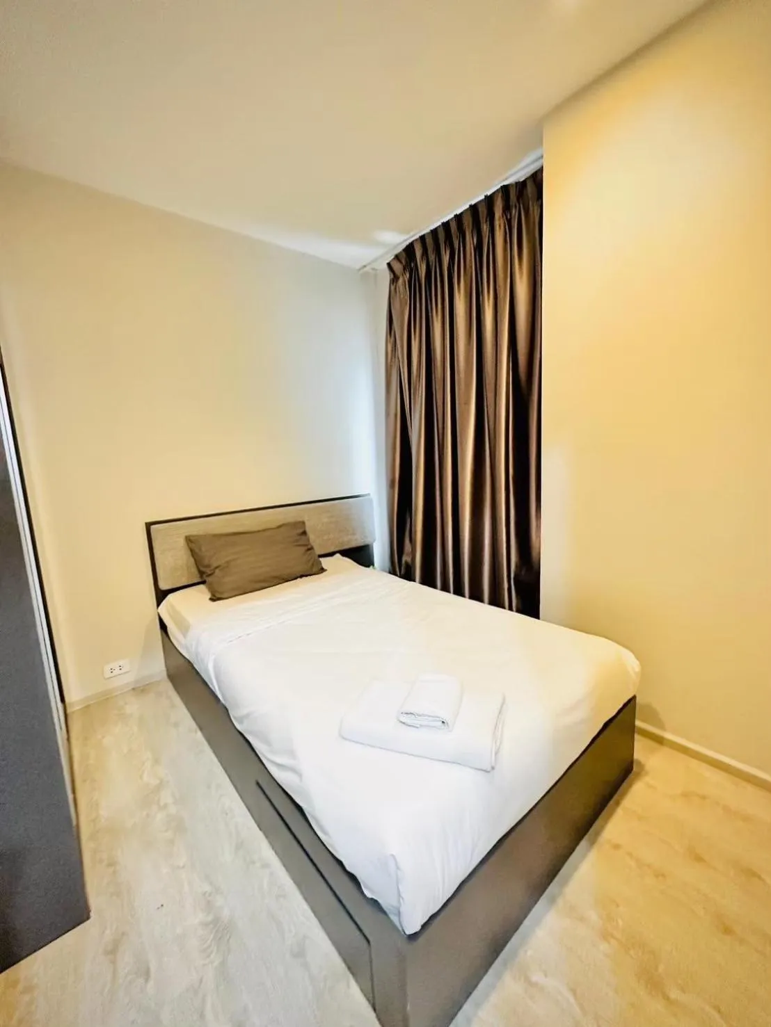 Bed in The Base Central Pattaya