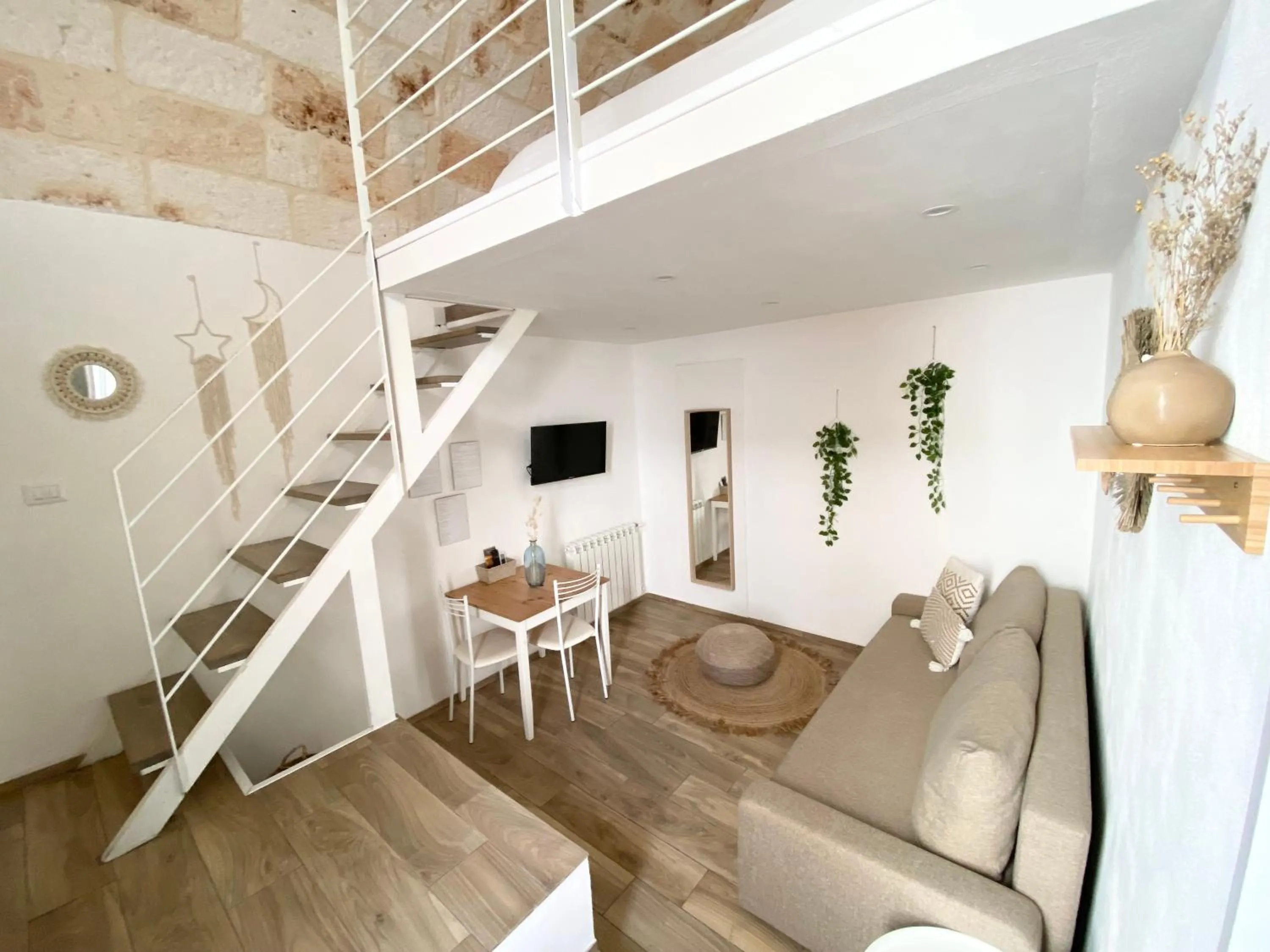 Coffee/tea facilities in Stella Marina Luxury