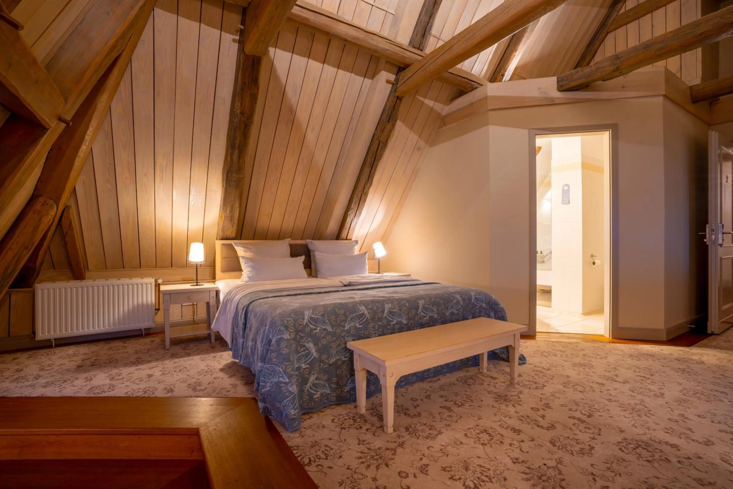 Bed in Traditionshaus by Zollenspieker Fährhaus