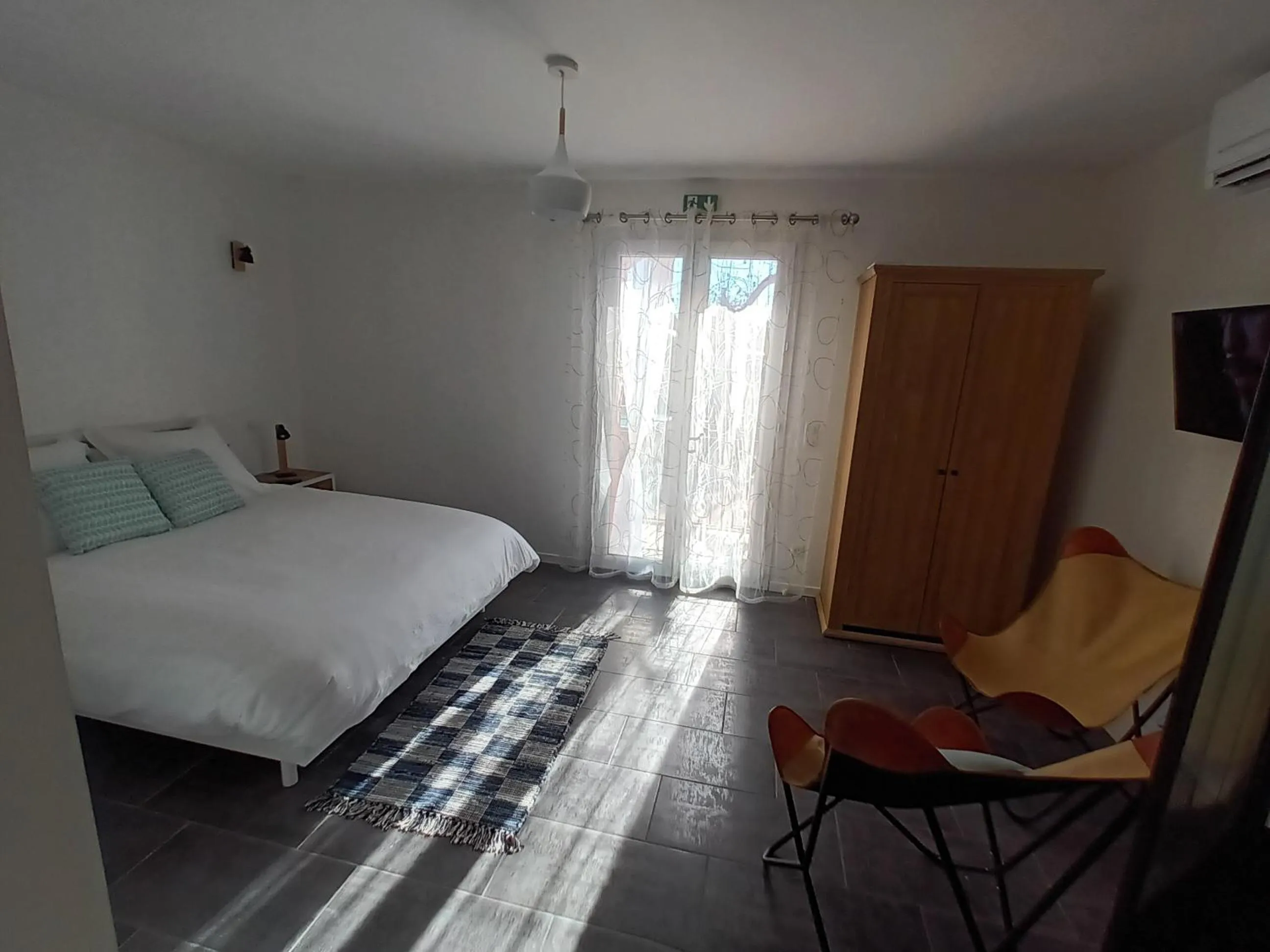 Bedroom, Bed in BASTIDE DES MARTELIERES