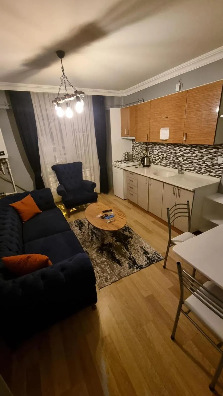 Kitchen or kitchenette in AYDOĞDU SUİT OTEL