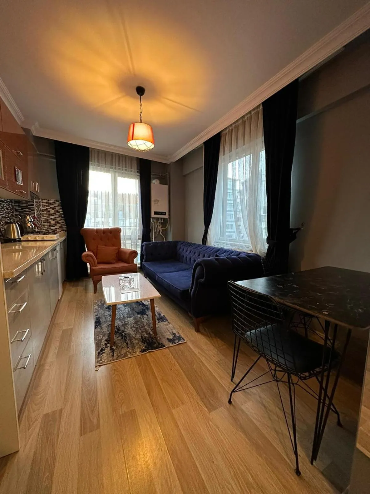 Kitchen or kitchenette in AYDOĞDU SUİT OTEL