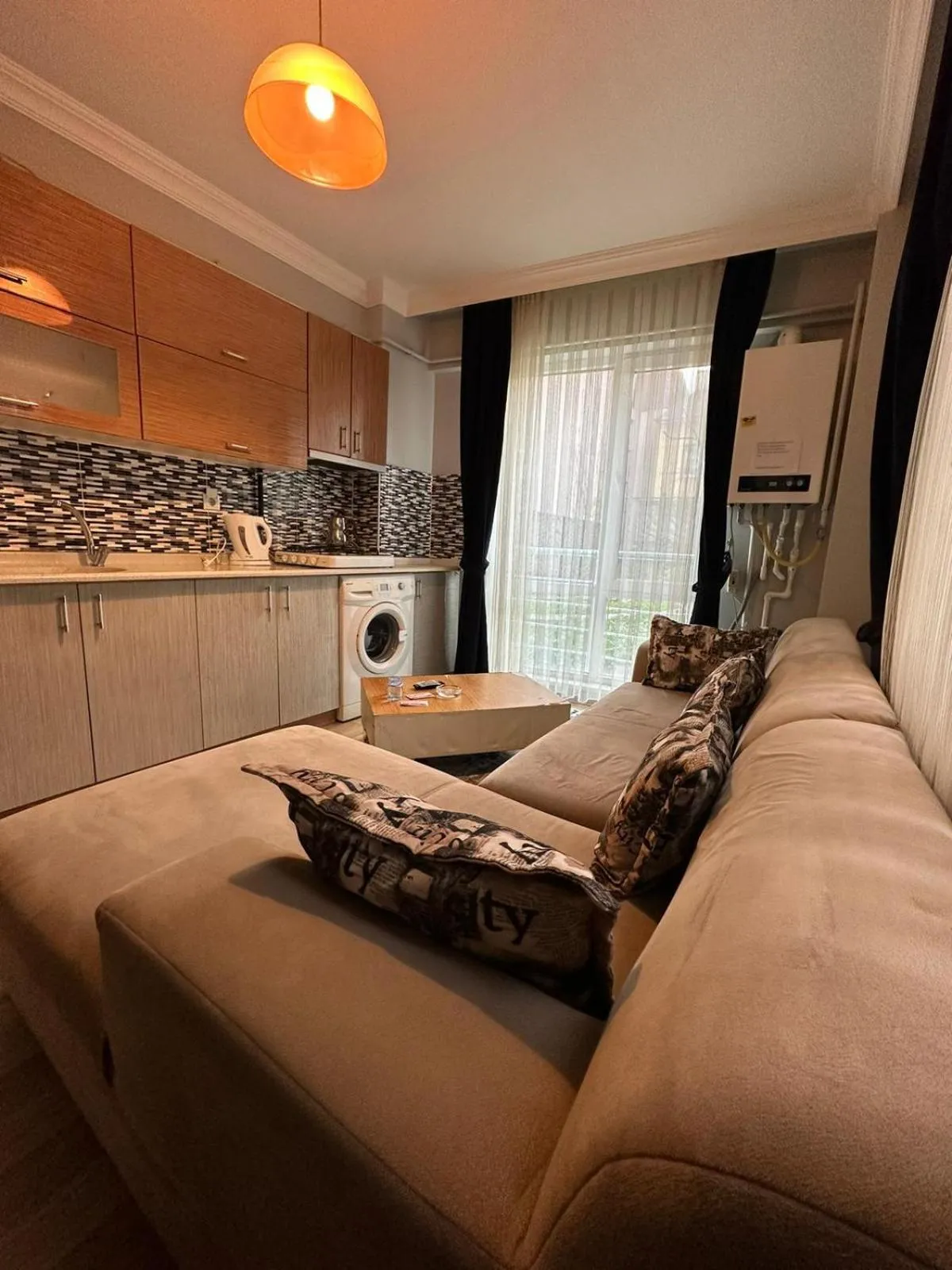 Kitchen or kitchenette in AYDOĞDU SUİT OTEL